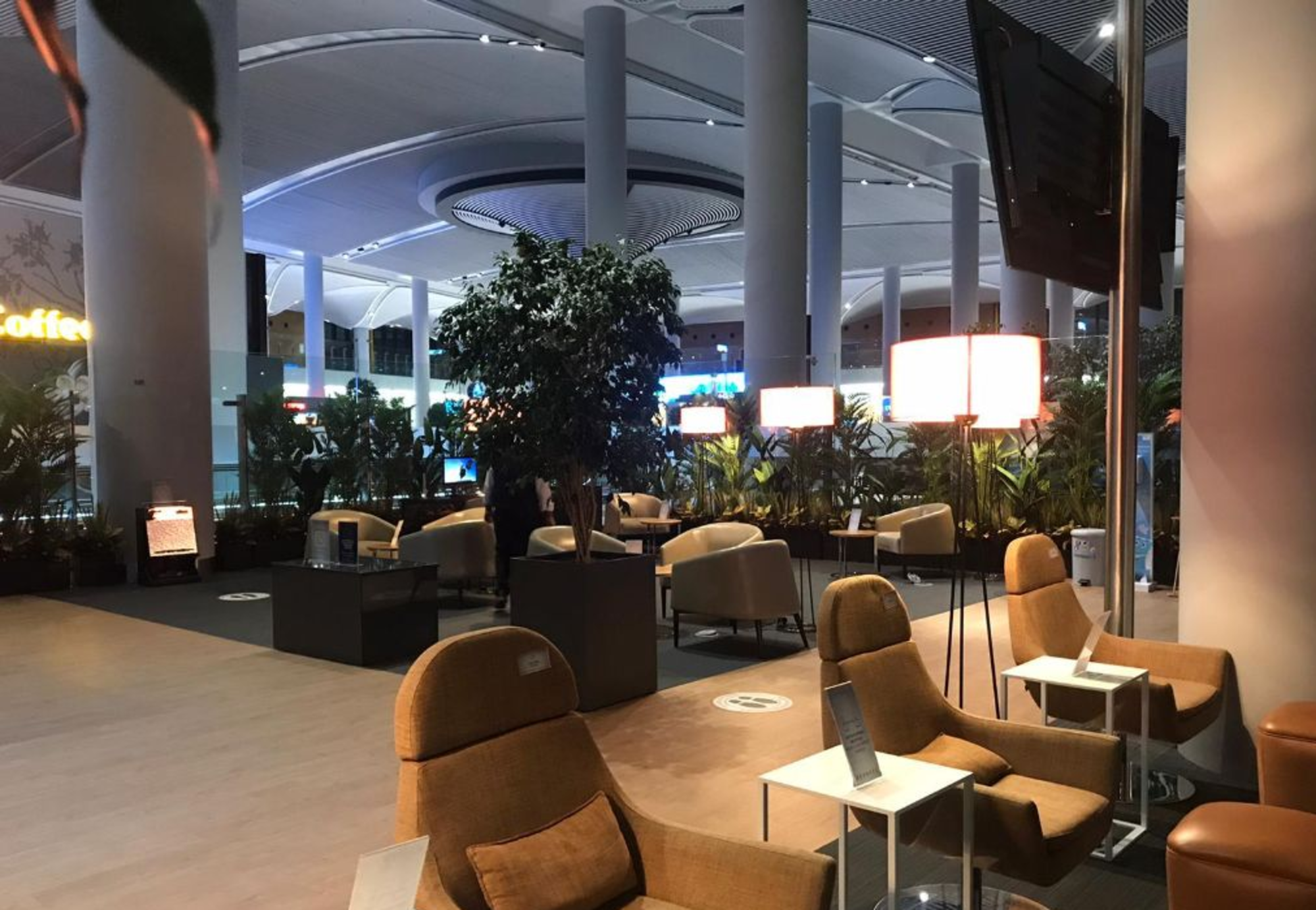 Istanbul Airport: Premium IGA Lounge Access