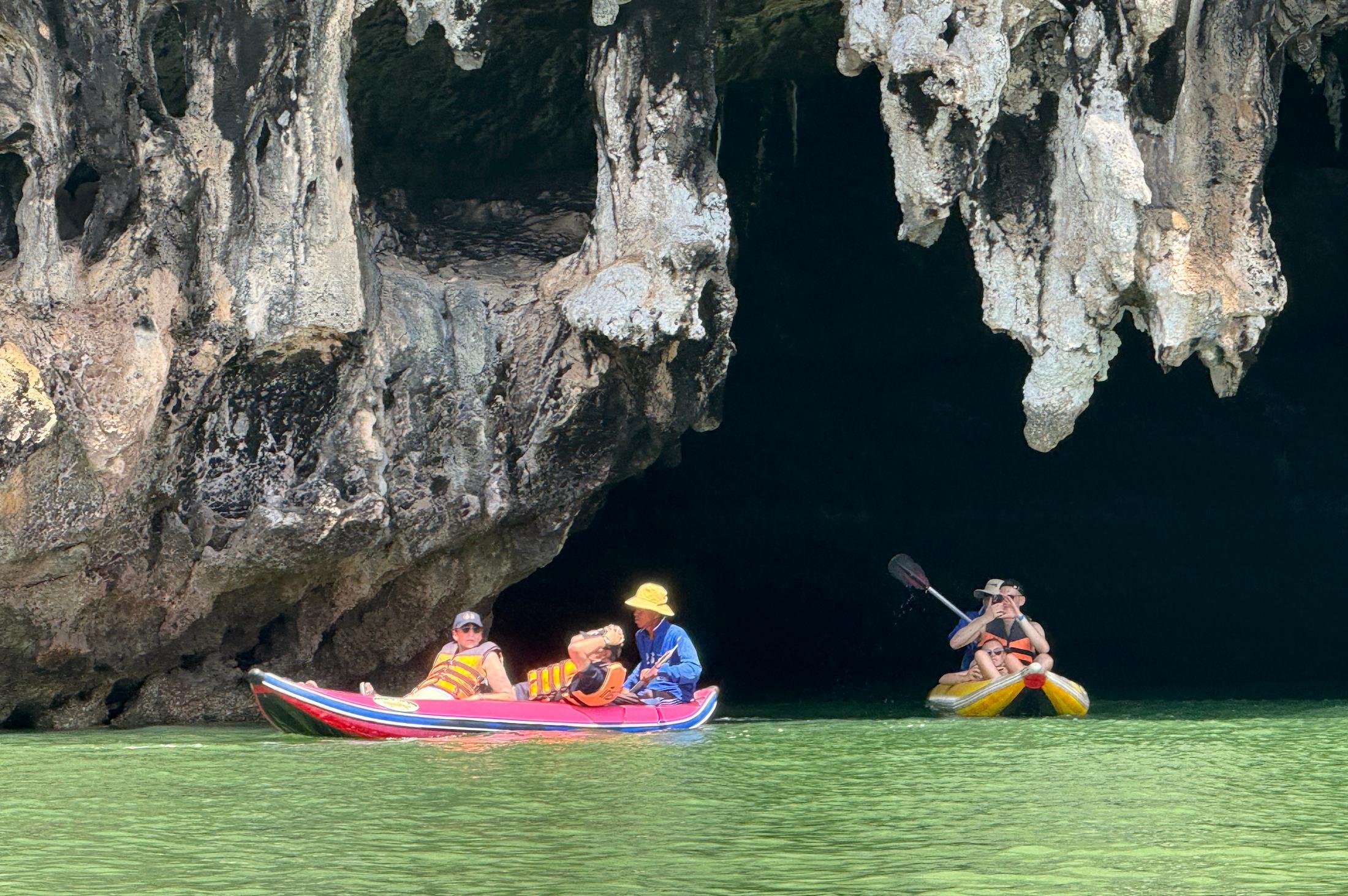 Phuket Private Full-Day Tour: James Bond Island, Ko Panyi & Samet Nangshe
