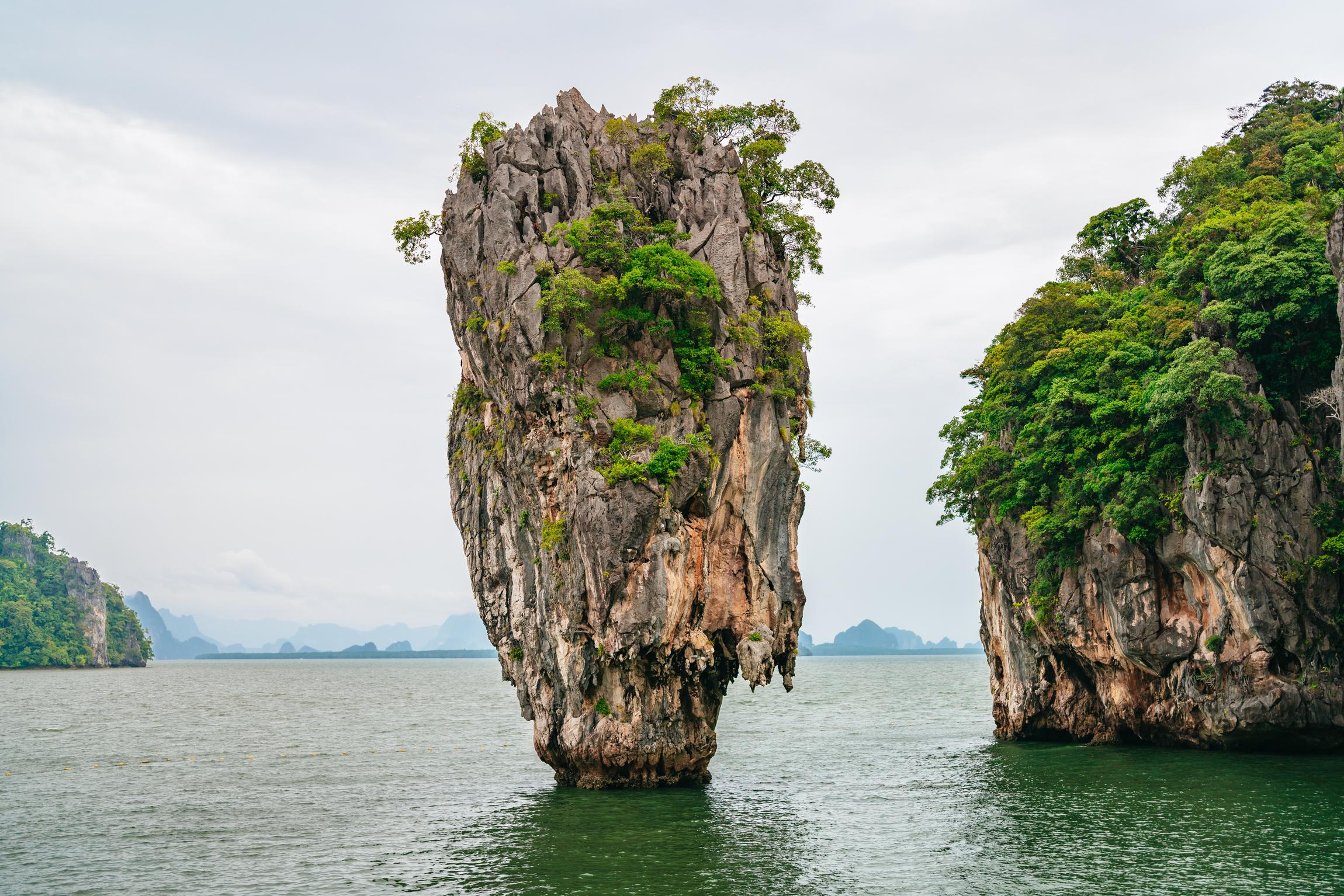 Phuket: Twilight Sea Canoe & Bioluminescent Plankton Tour
