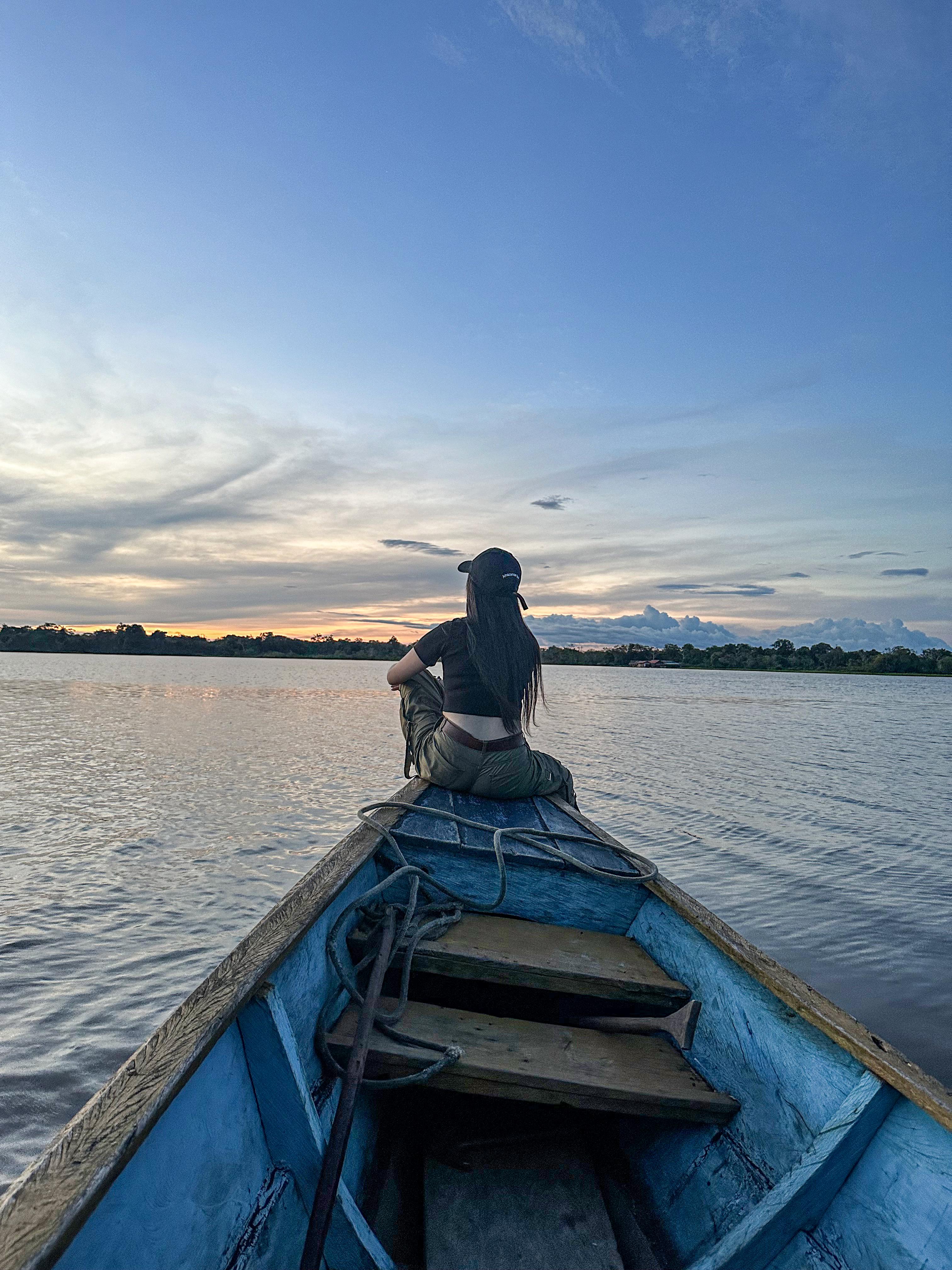 Leticia: 2-Day Amazon Jungle & River Safari with Floating Cabin Stay