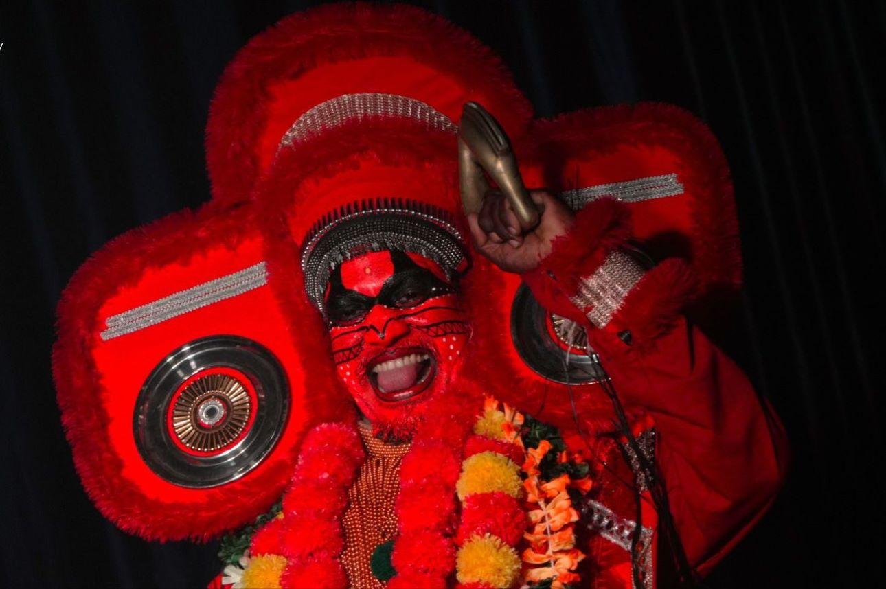 Kochi Evening Showcase: Kathakali, Theyyam, and Kalaripayattu