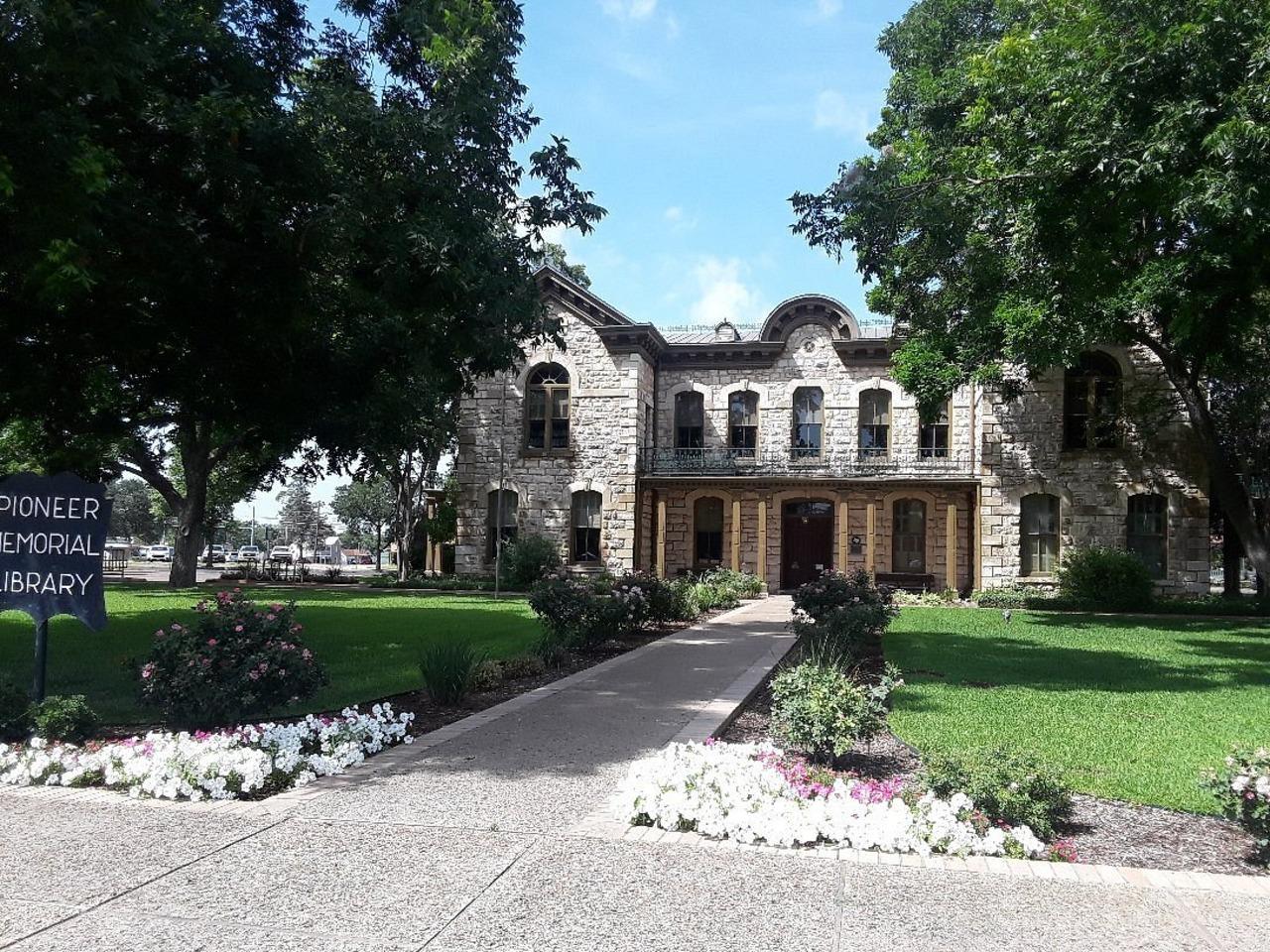 Fredericksburg & Texas Hill Country Day Tour from San Antonio