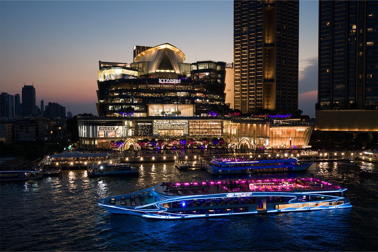 Super Galaxy Chao Phraya Night Dinner Cruise