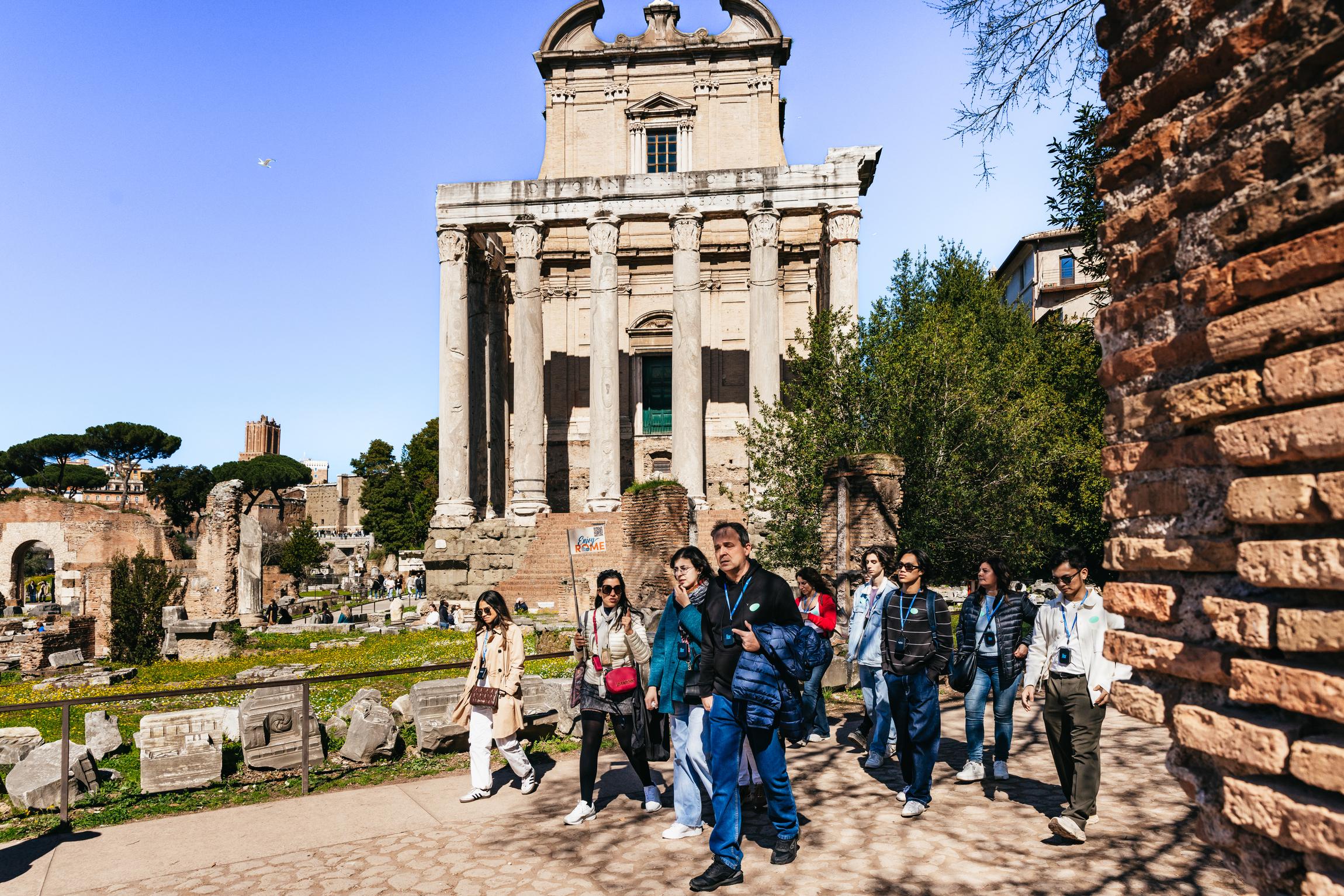 Colosseum Arena Floor & Ancient Rome Guided Expedition