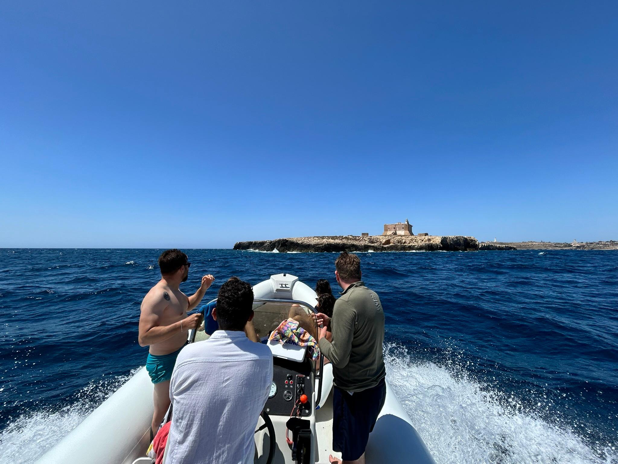 Private Boat Tour to Marzamemi & Currents Island from Avola