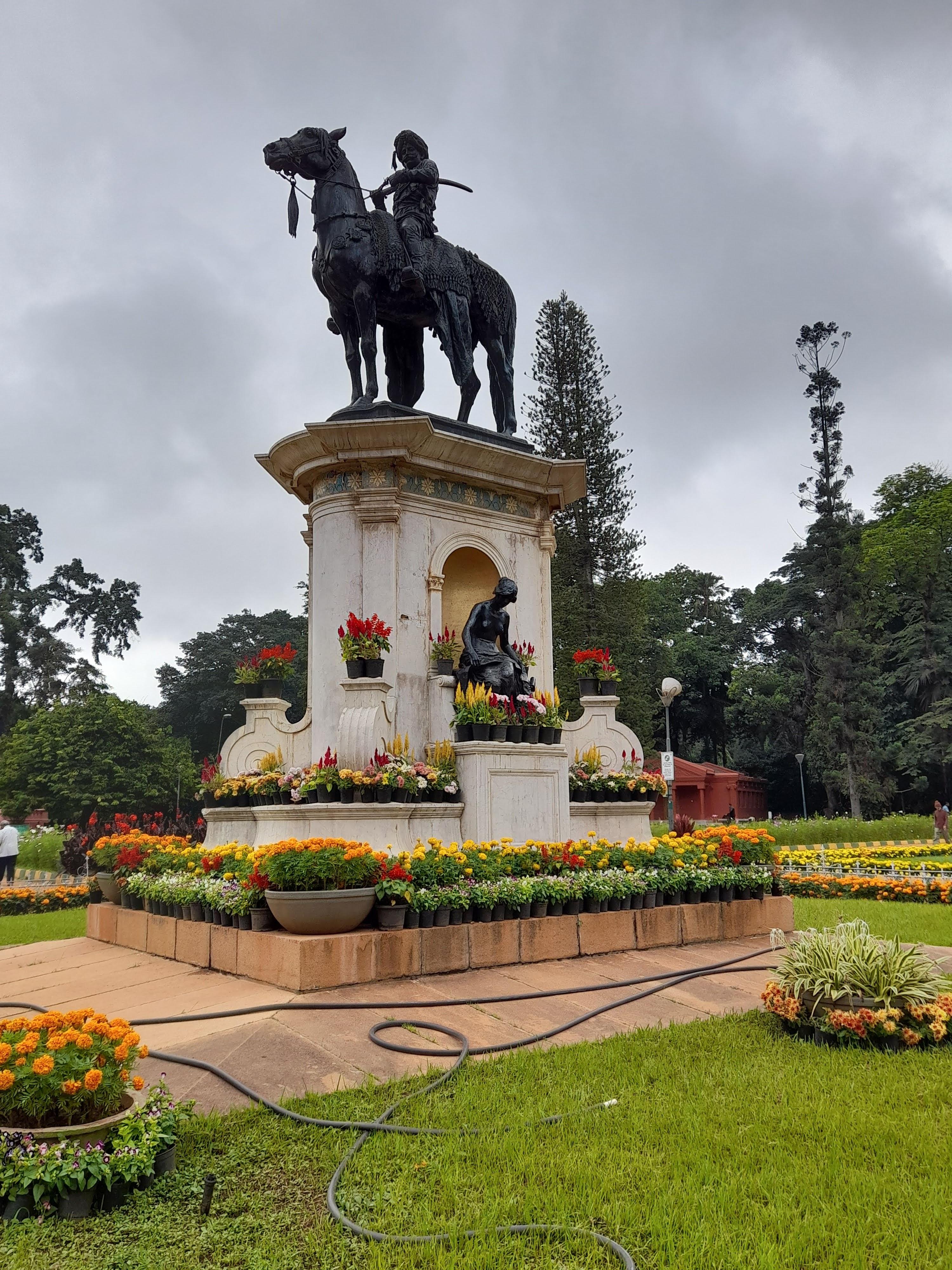 Lalbagh Botanical Garden Nature Walk & Breakfast