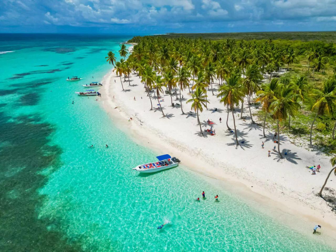 Saona Island Small-Group Catamaran & Speedboat