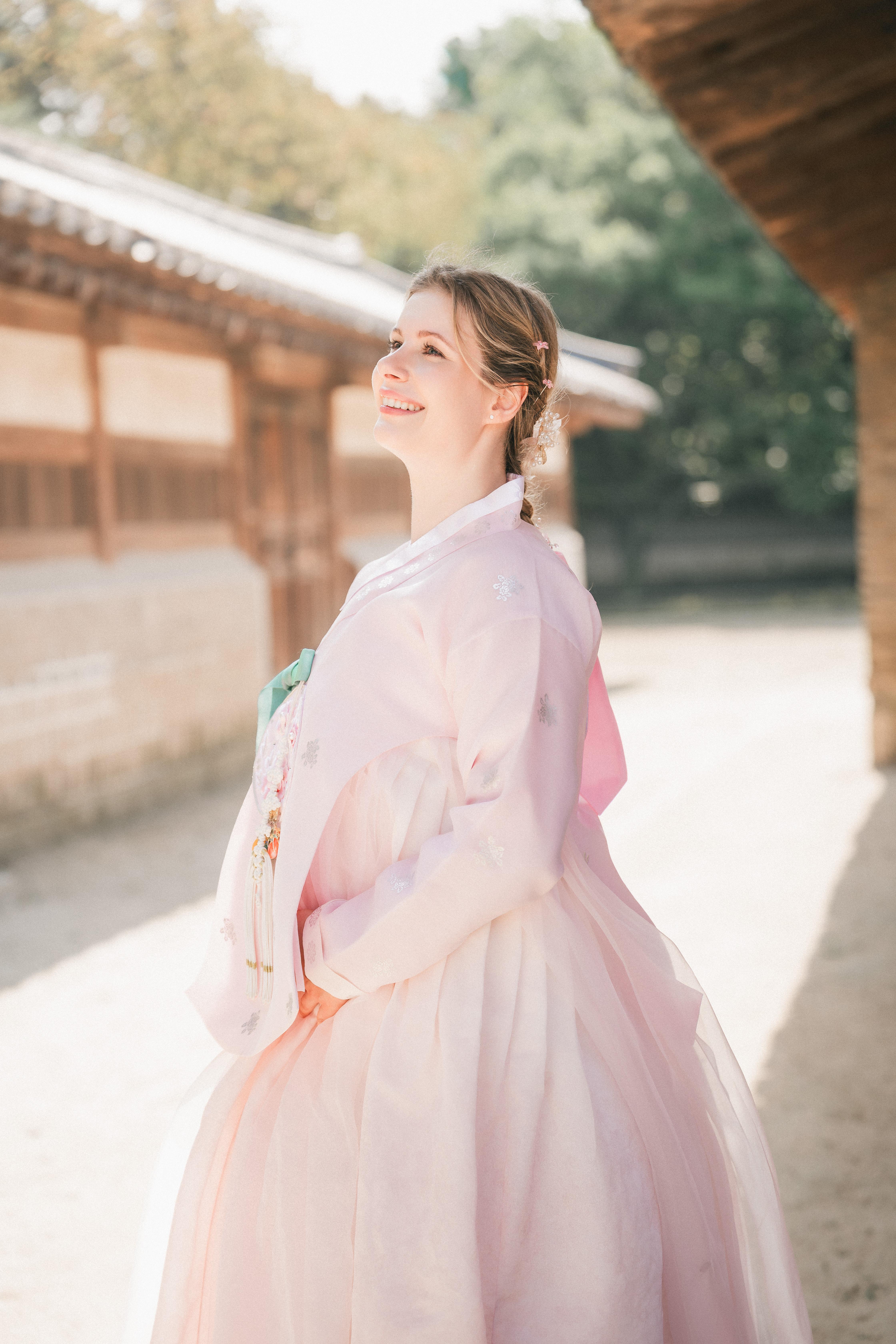 Gyeongbokgung hanbok photoshoot — image 2