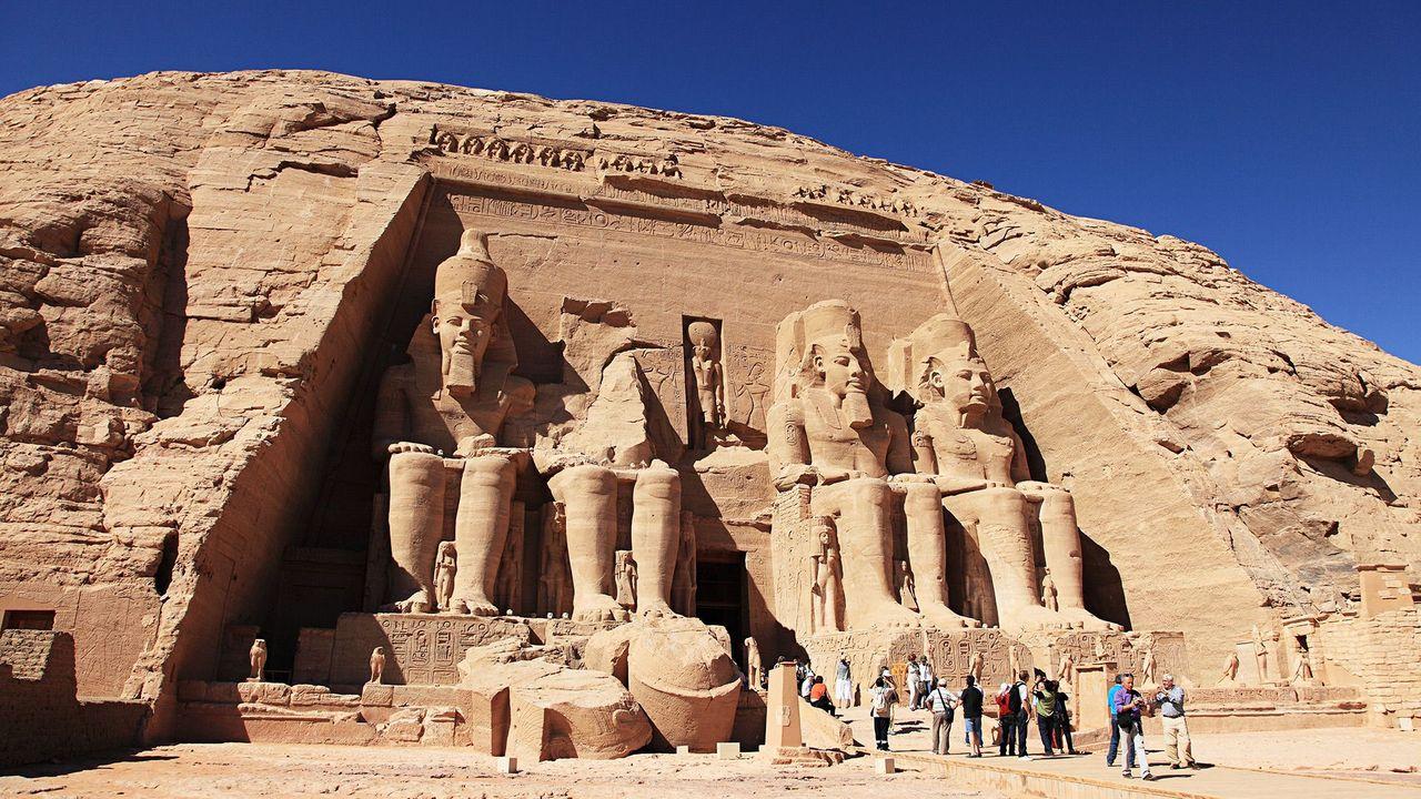 Aswan Private Tour: Abu Simbel Temples & Nubian Village