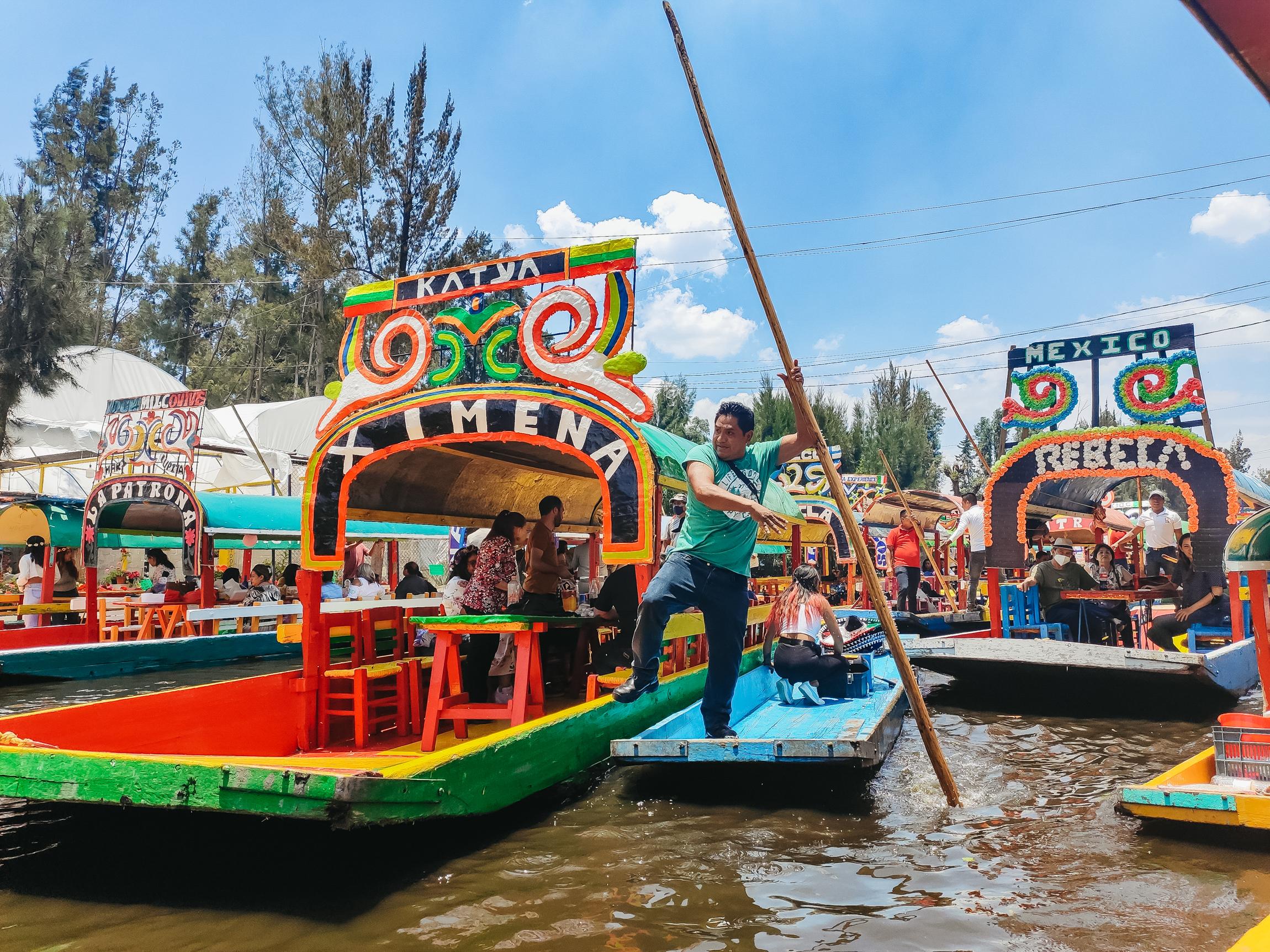 Mexico City: Xochimilco, Coyoacán & Frida Kahlo Experience