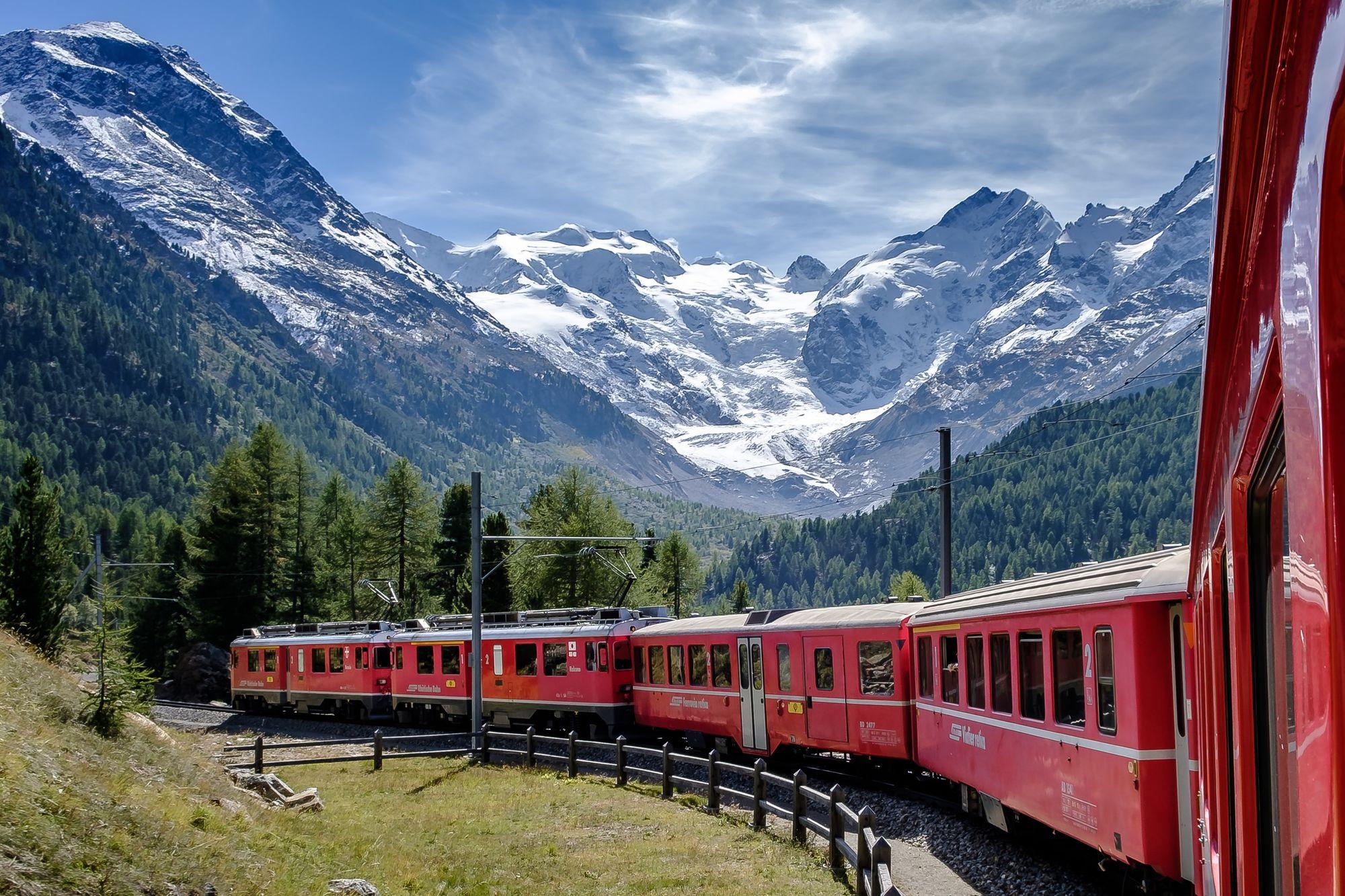 Munich: Premium Neuschwanstein Small-Group Train Tour