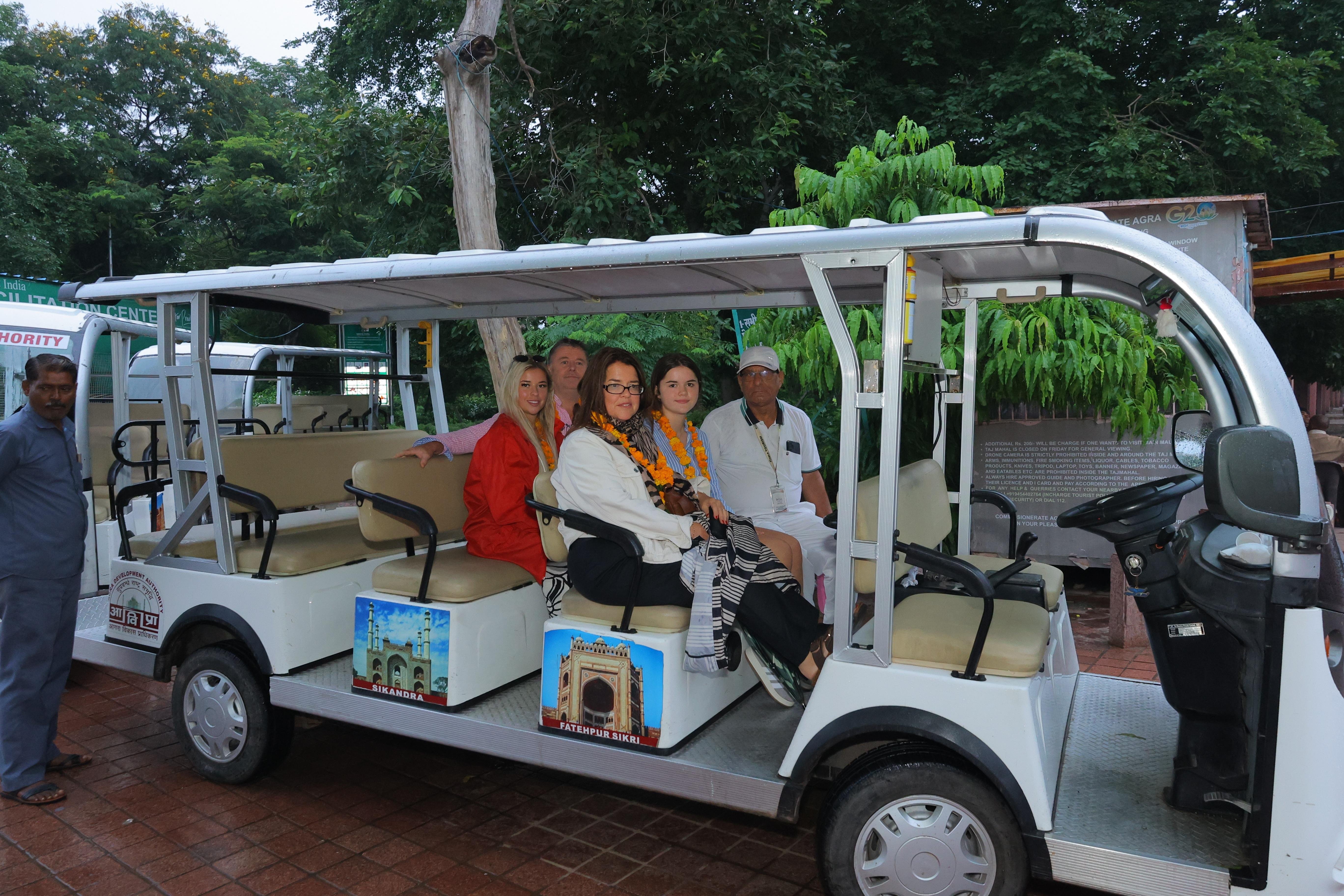 Delhi to Taj Mahal & Agra Private Day Tour with Marriott Lunch