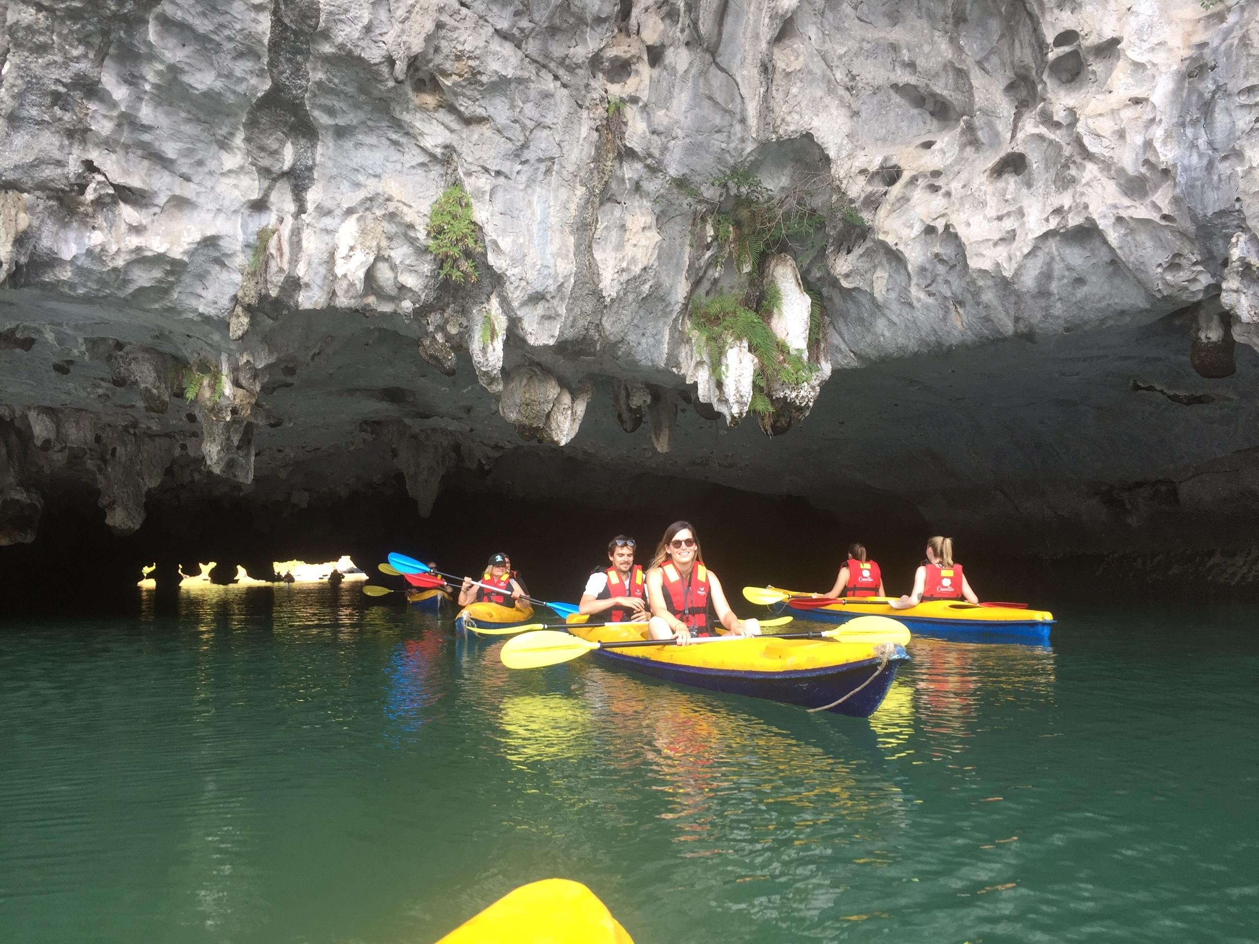 Cat Ba Island: Full-Day Lan Ha & Ha Long Bay Cruise