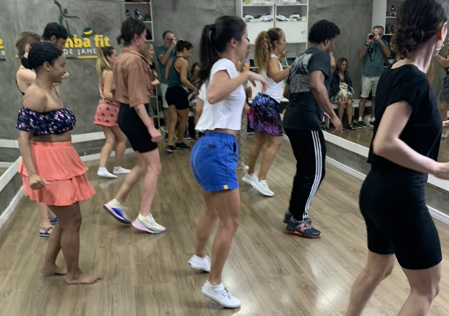 Ipanema Beginner Samba Class with a Carnival Queen