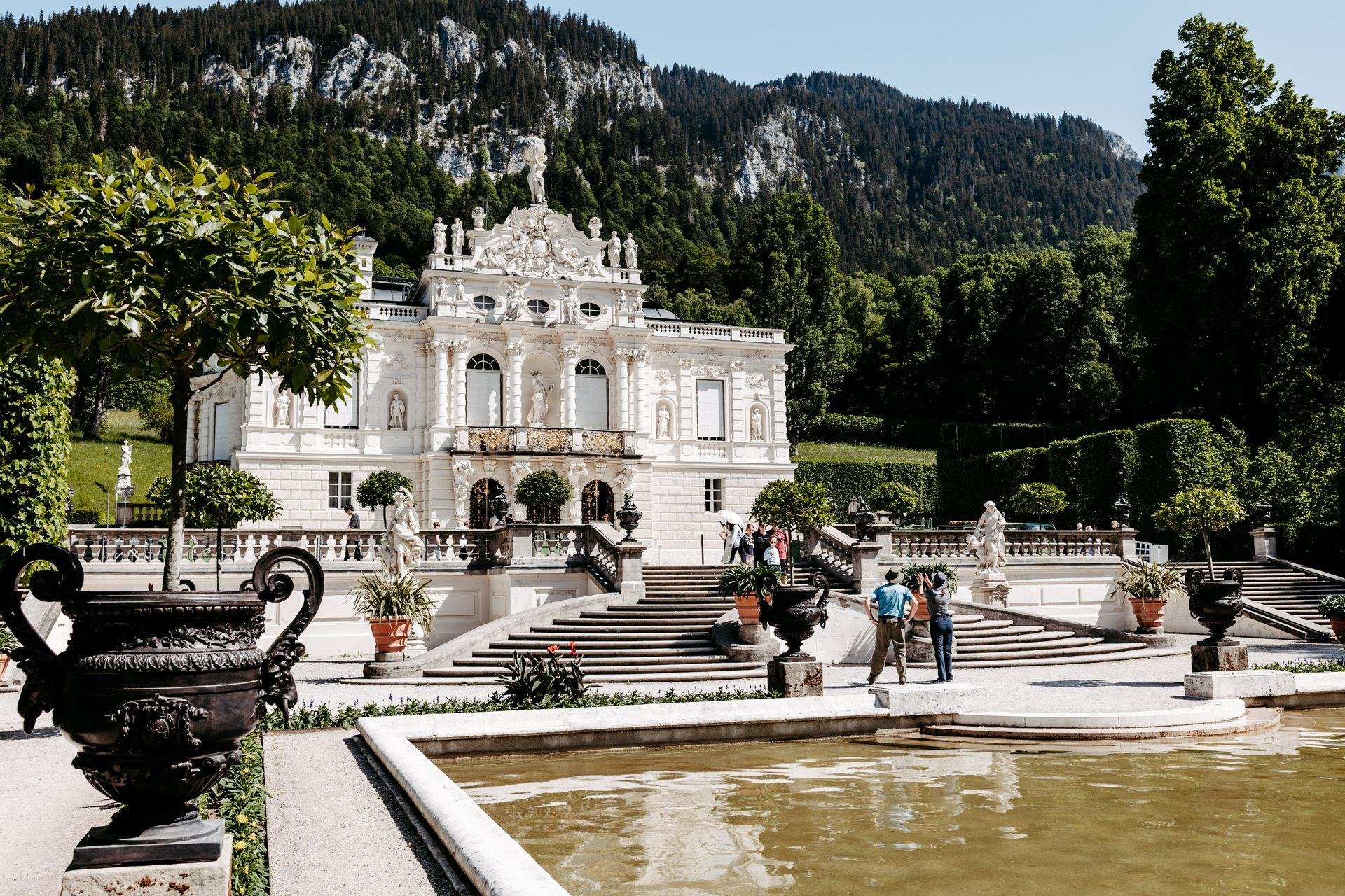 Neuschwanstein Castle tour and Bavarian Alps scenery — image 1