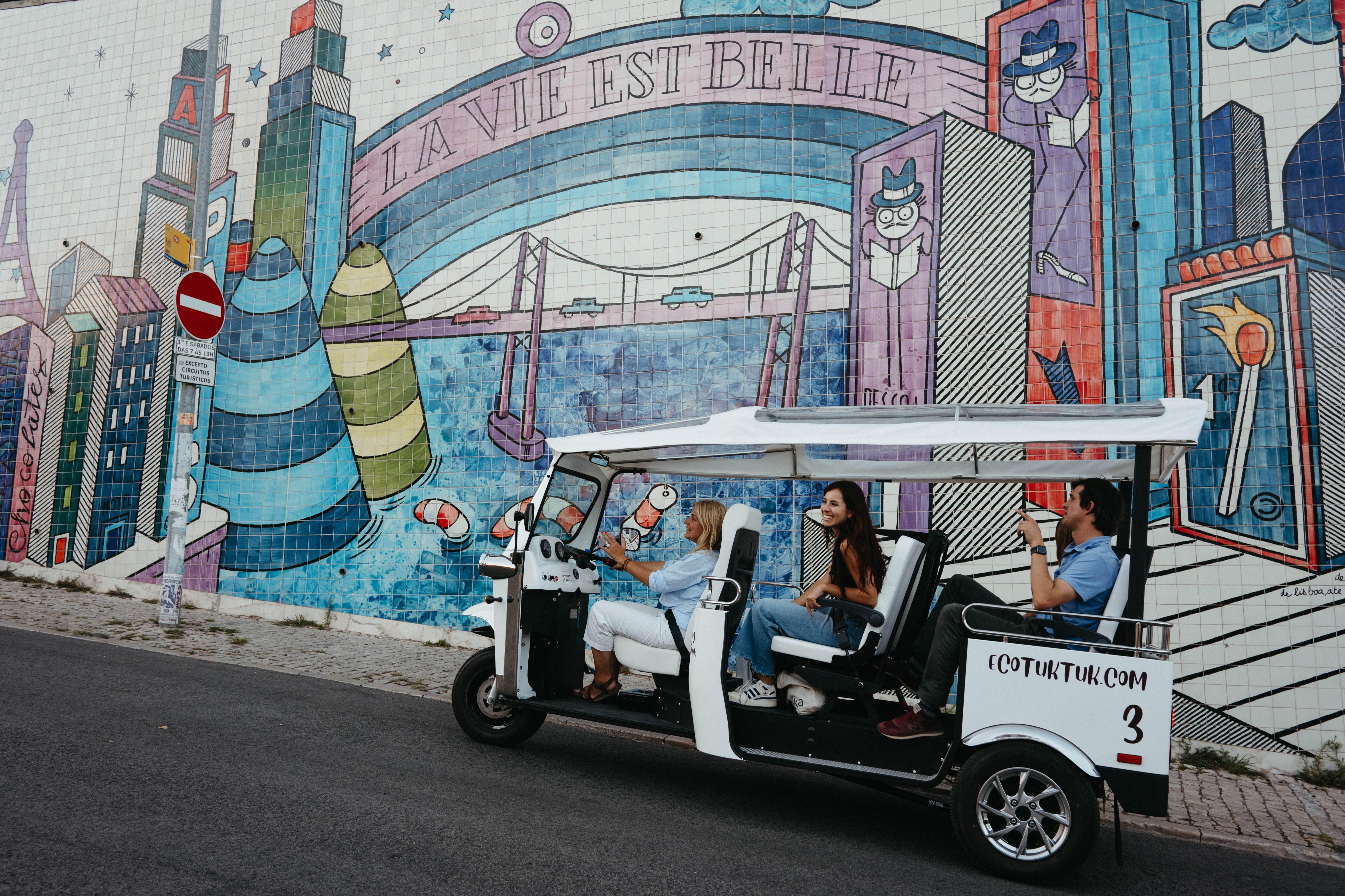 Lisbon: Private City Tour by Eco Tuk Tuk