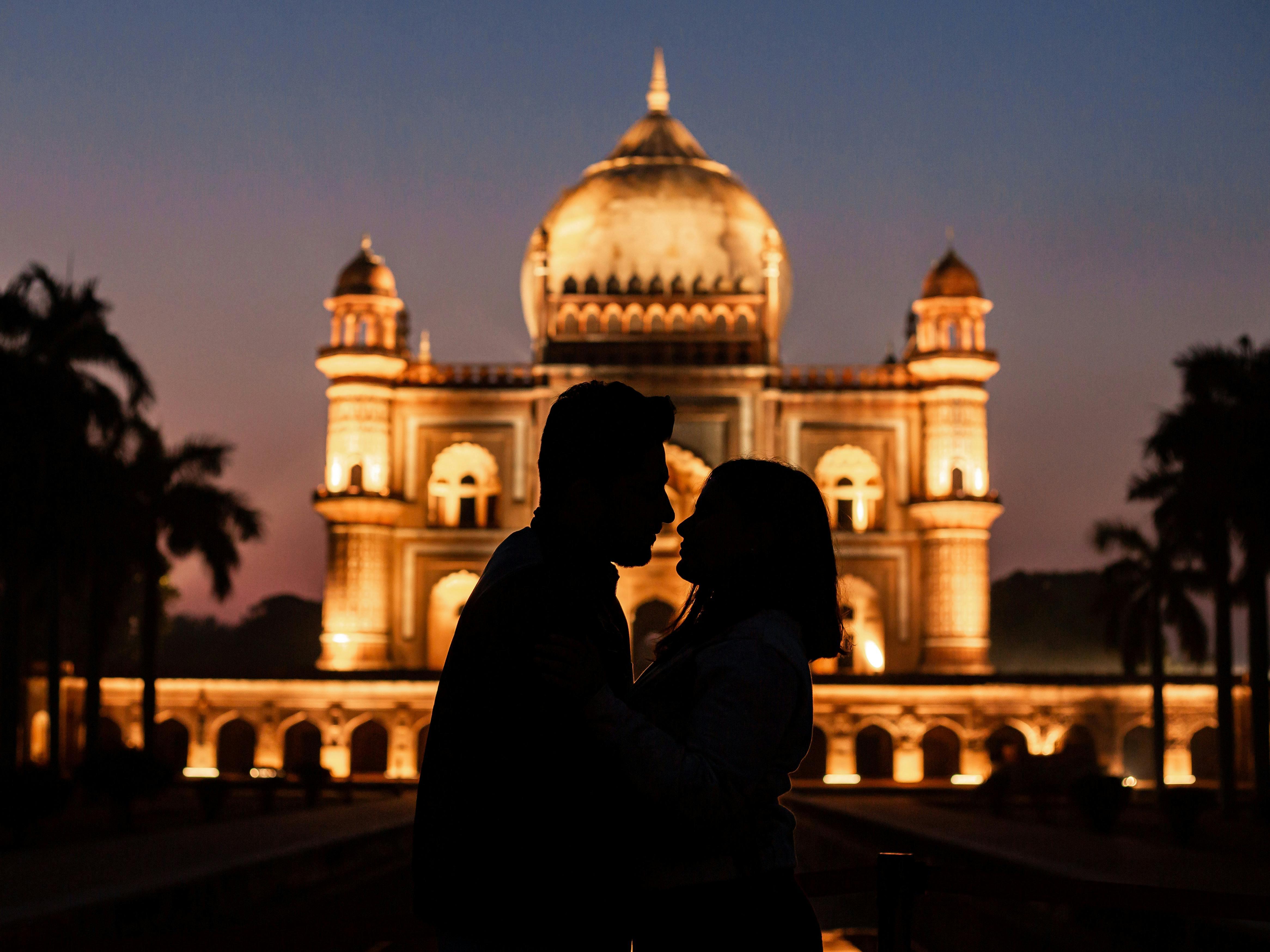 Delhi After Dark: Private Evening Sightseeing by Car