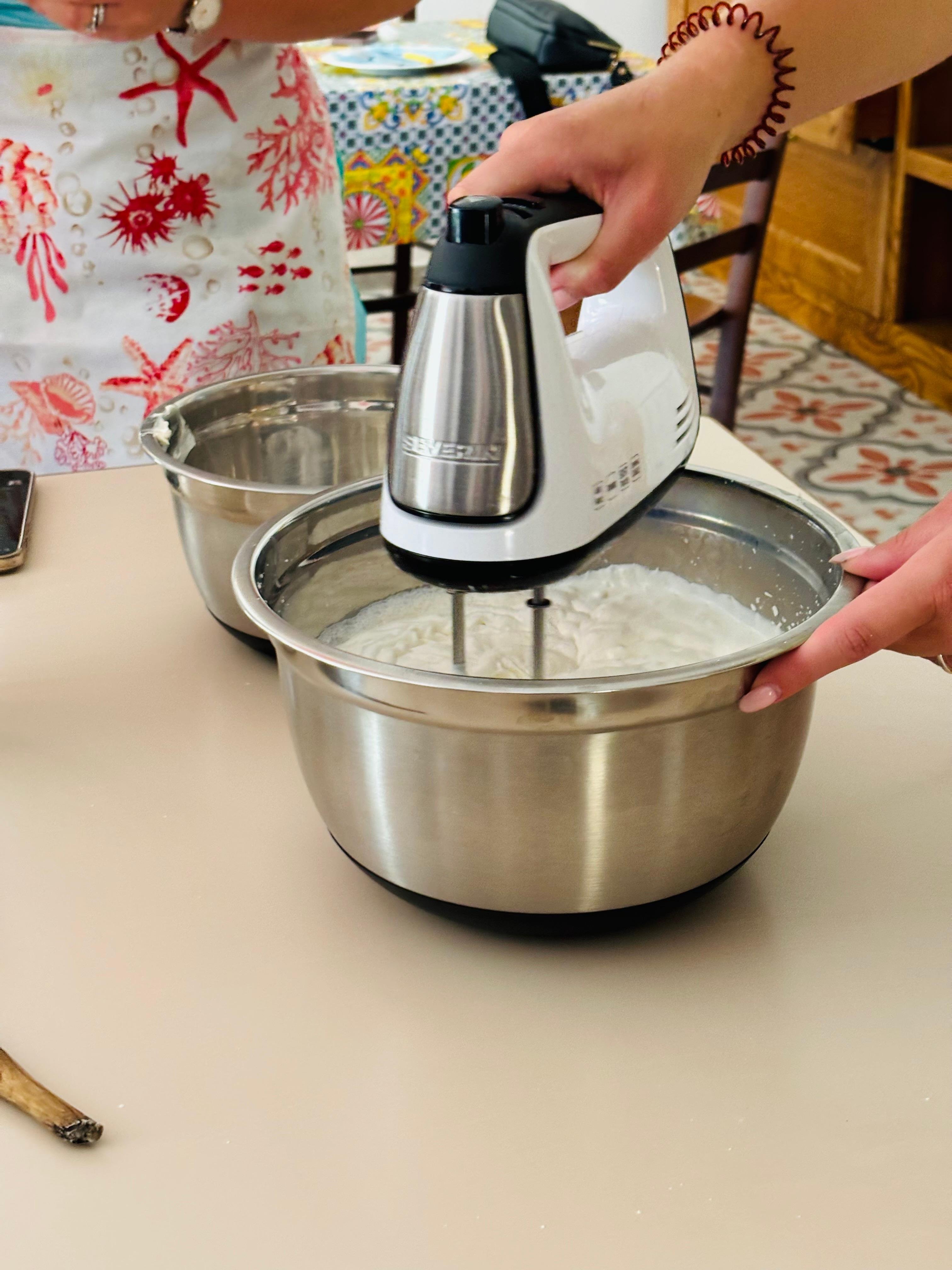 Amalfi Coast Farm Cooking Class: Mozzarella, Tagliatelle & Tiramisù