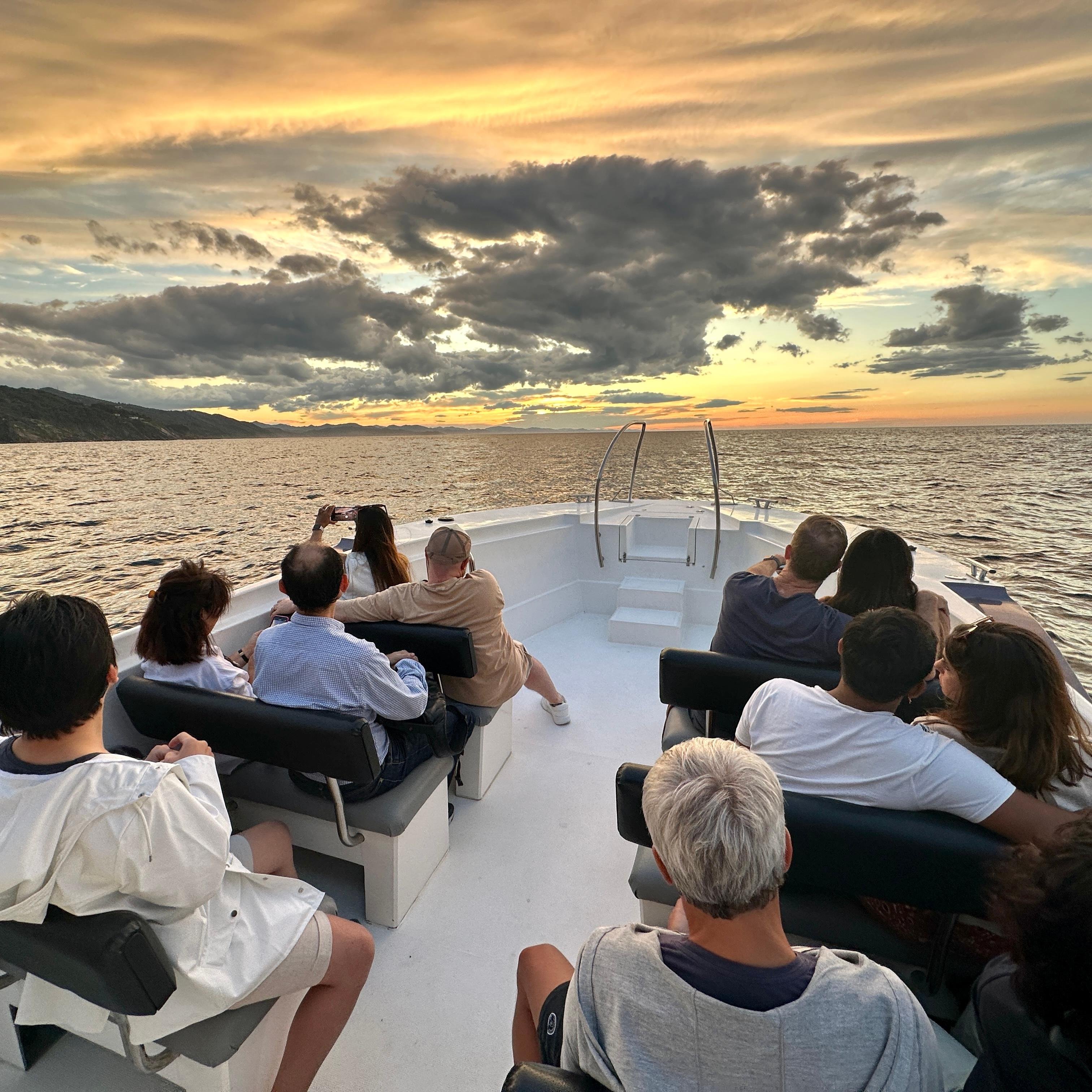 San Sebastián Two Bays Coastal Cruise (Morning, Evening & Sunset)