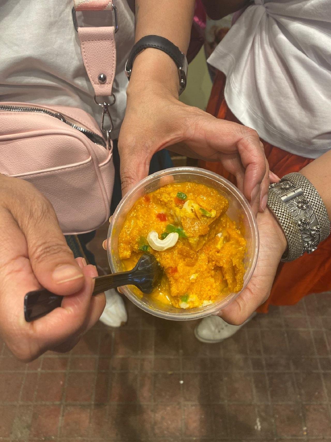 Hyderabad Culinary Heritage: Guided Street Food Walk