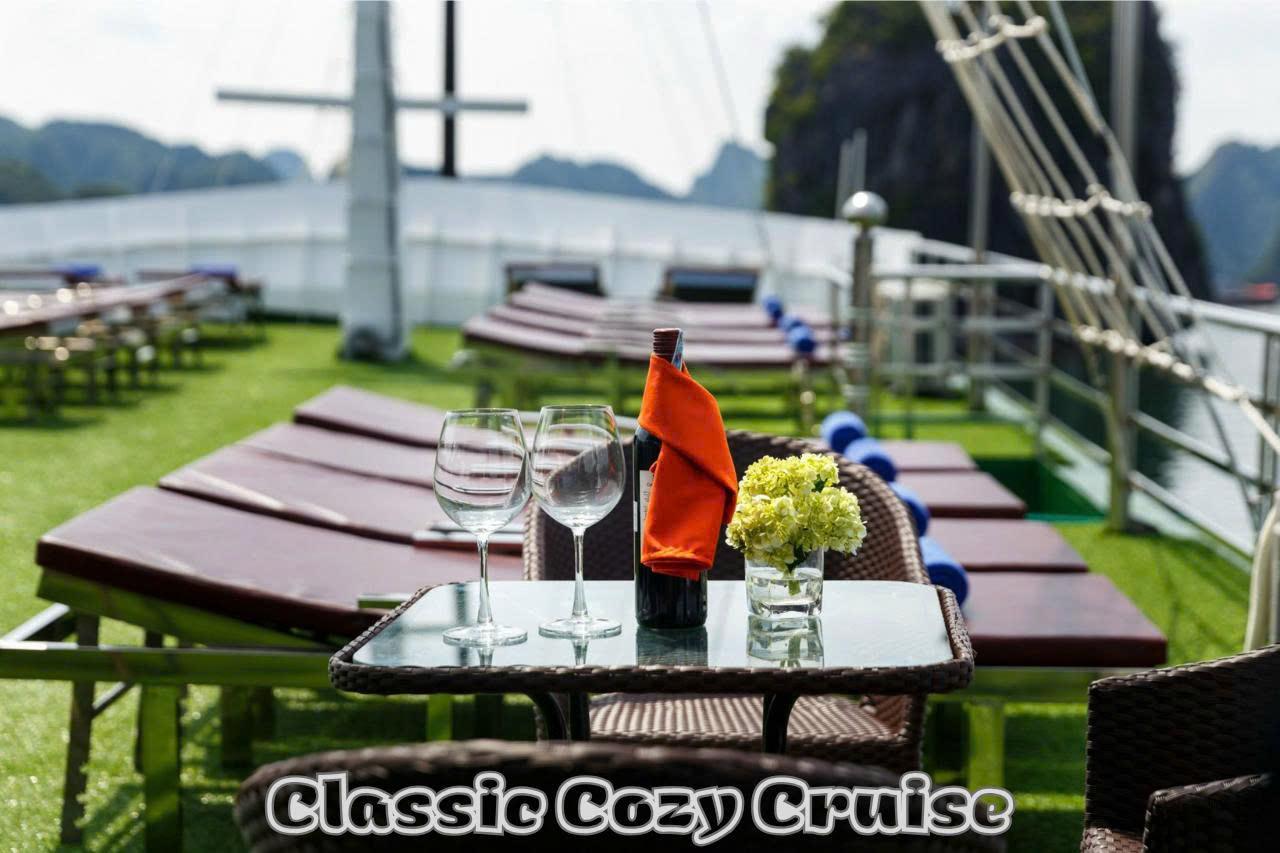 Ha Long & Lan Ha Bay 2-Day Cruise from Hanoi with All Meals