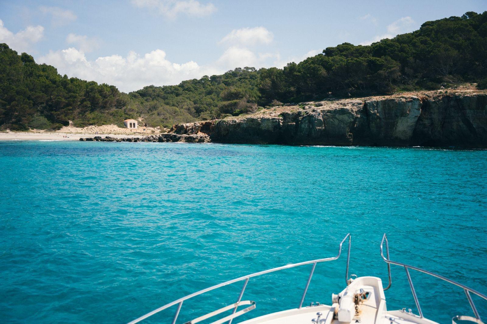 Menorca boat tour — turquoise calas and coastline from the water — image 15