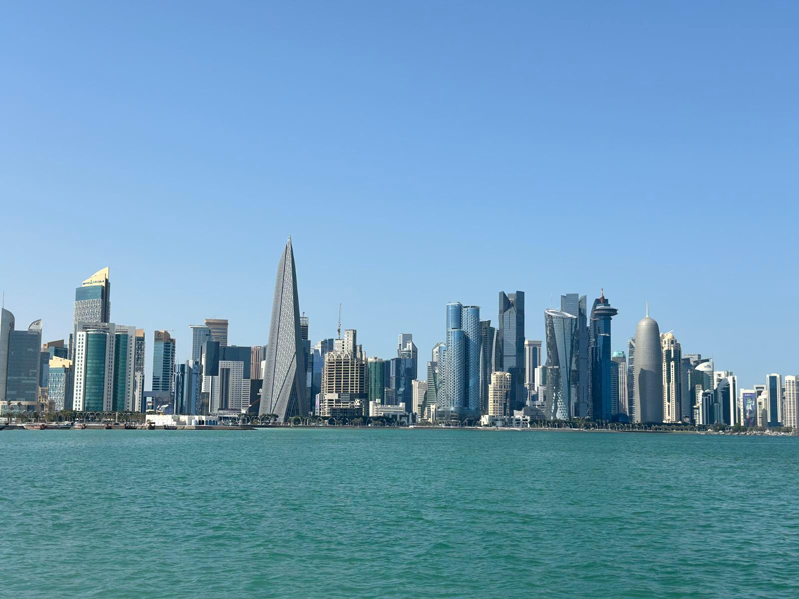 Doha Private Night Tour with Traditional Dhow Cruise