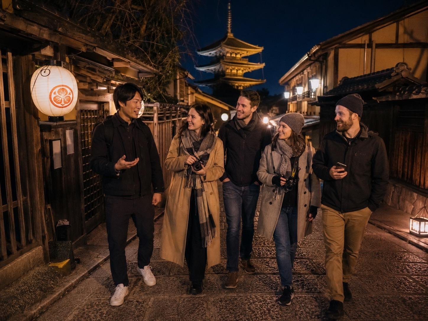 Tour privado a pie por Kioto al atardecer: Gion, Pontocho y el santuario Yasaka