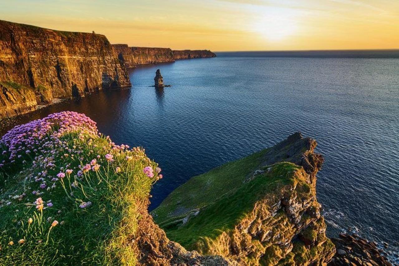 Cliffs of Moher & Wild Atlantic Way Private Luxury Tour