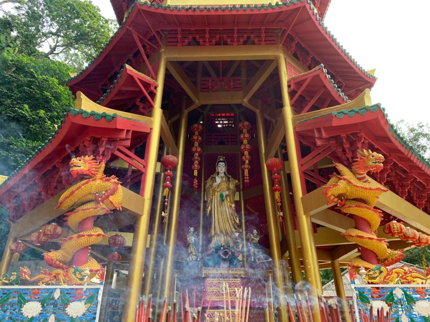 Krabi Jungle Day Tour: Hot Springs, Emerald Pool & Tiger Cave Temple