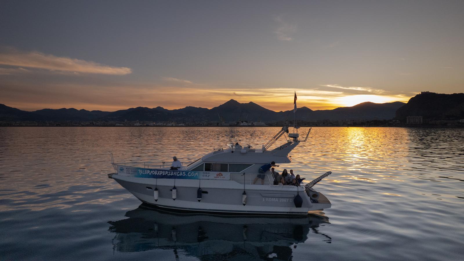 Palermo Sunset Boat Tour with Aperitif & Snorkeling