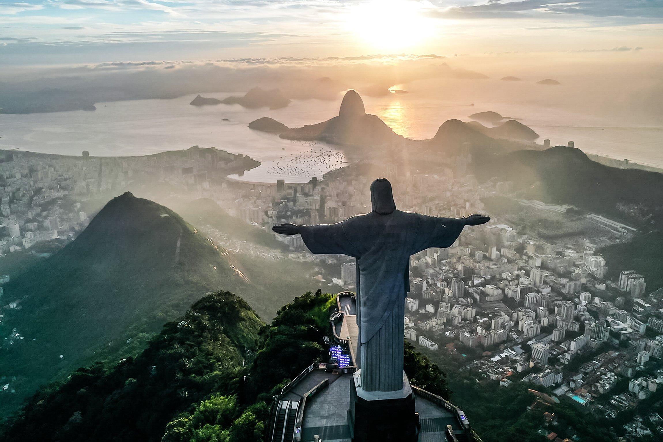 Rio de Janeiro Essential Highlights Tour with Buffet Lunch