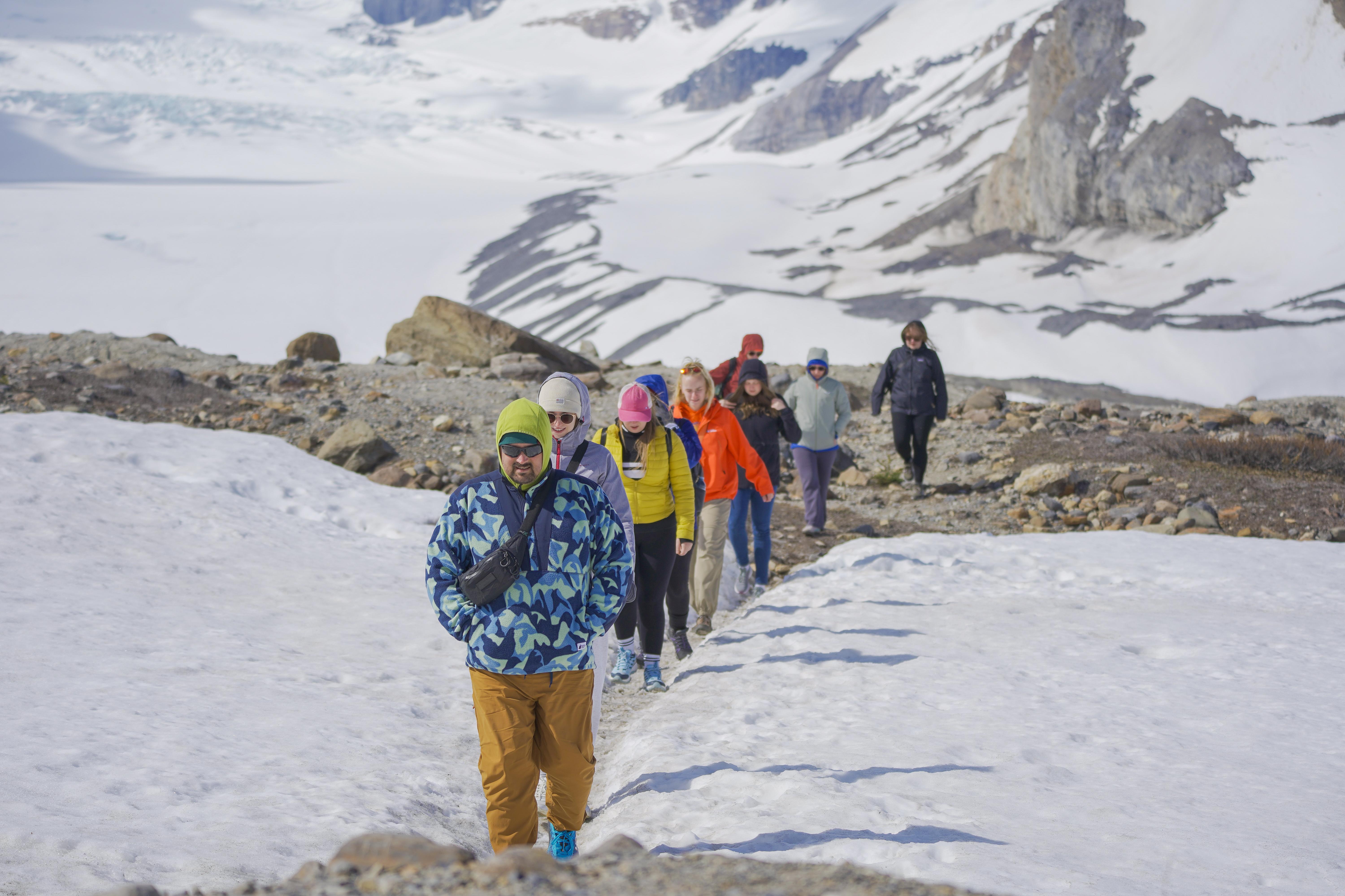 Wild Adventure to Jasper + Banff with picnic and drinks - 2026 (Verified Reviews)