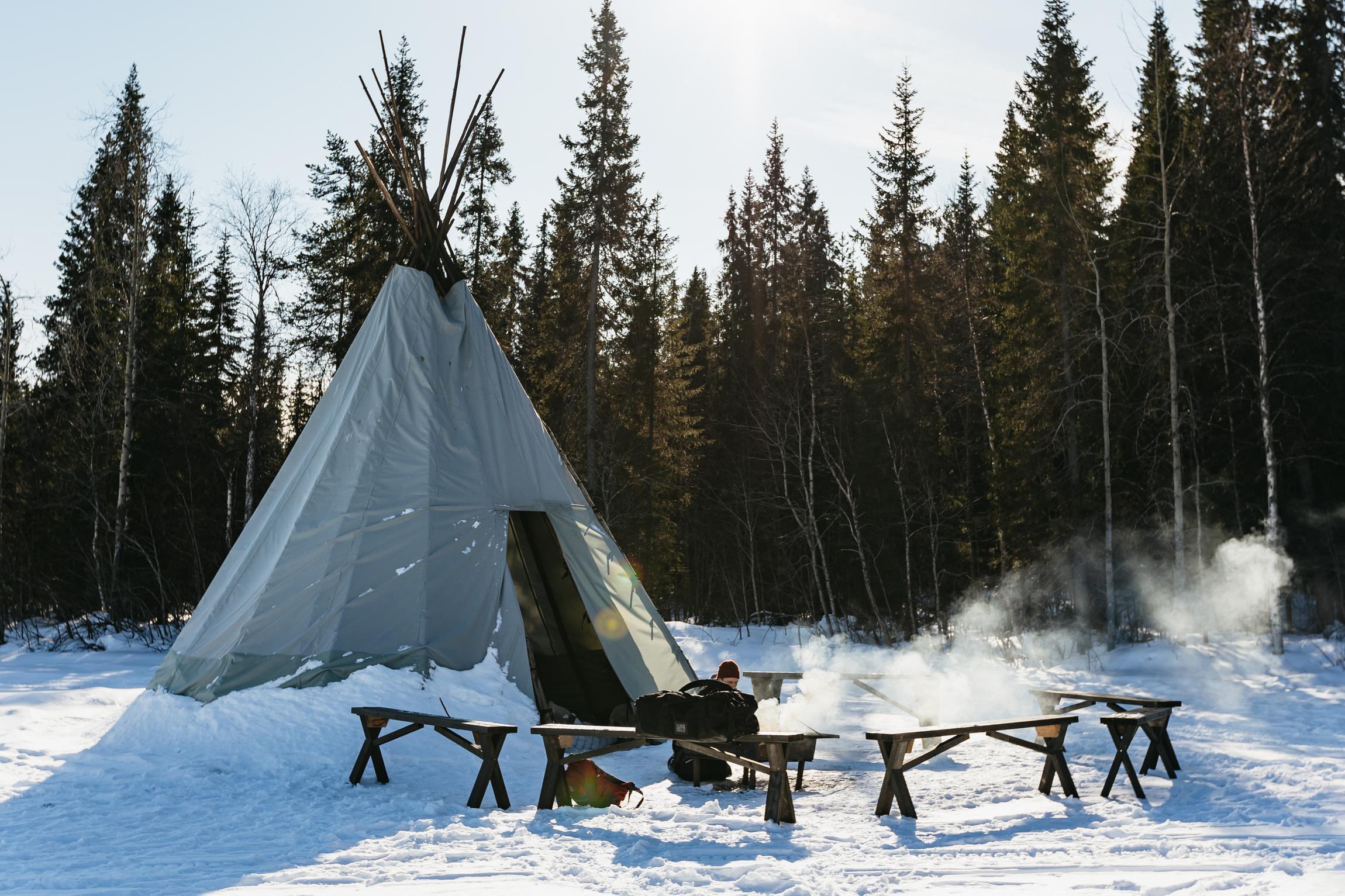 Rovaniemi Snowmobile & Ice Fishing Adventure with Campfire Lunch