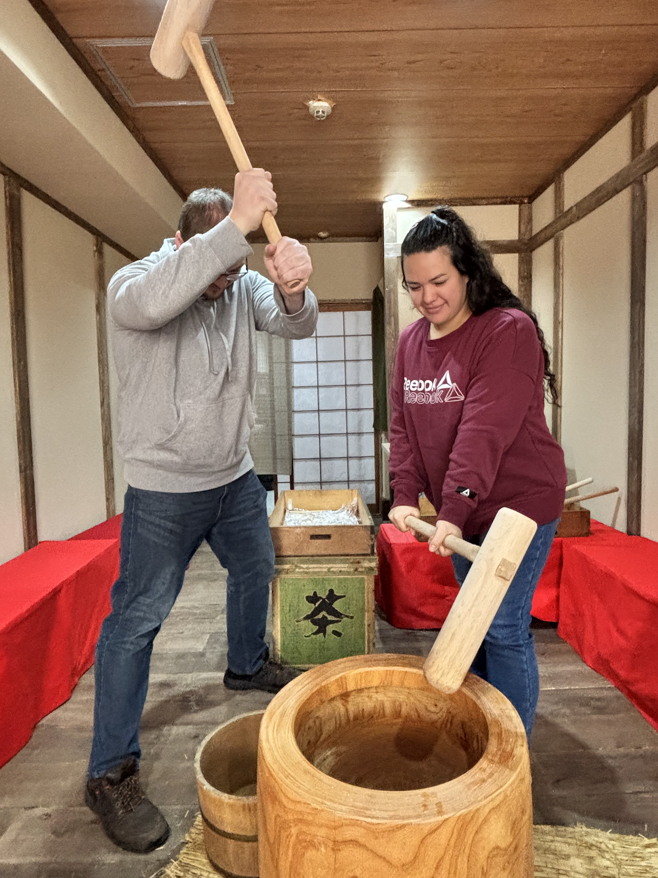 Osaka Traditional Mochi Pounding Workshop & Tasting