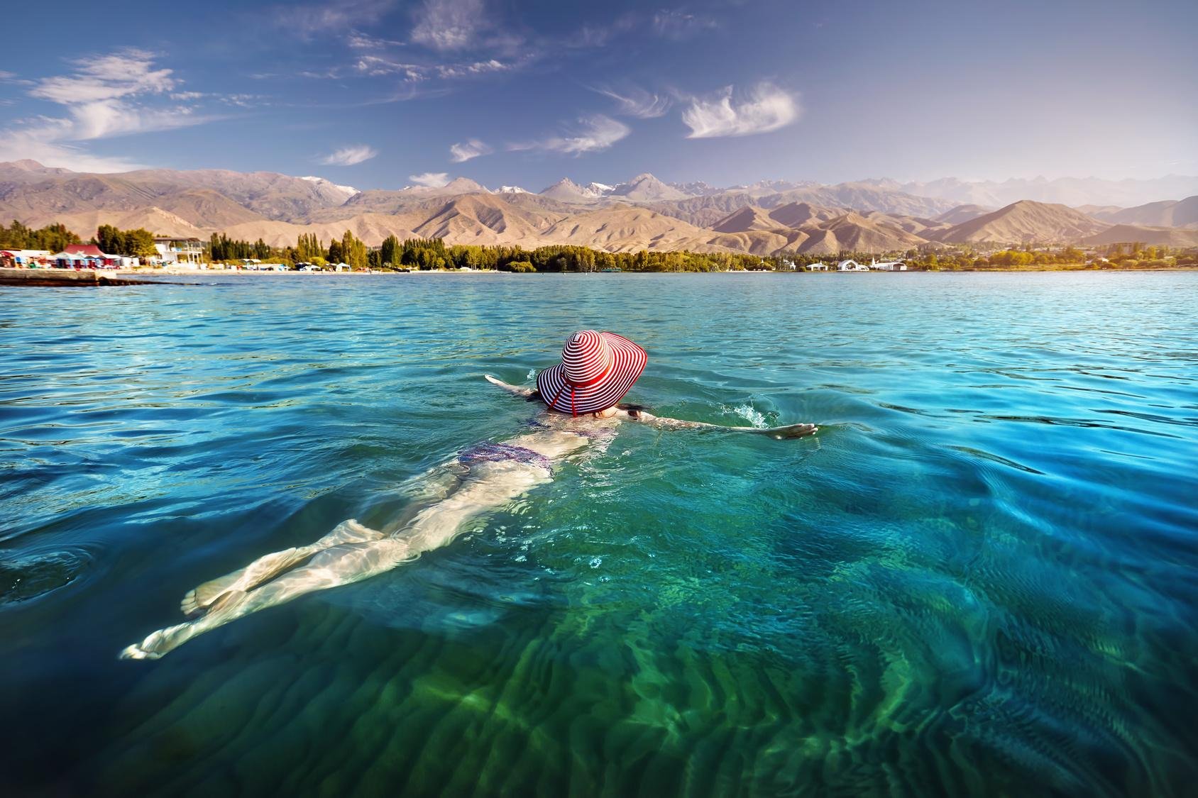 Issyk-Kul Lake & Burana Tower Full-Day Tour from Bishkek