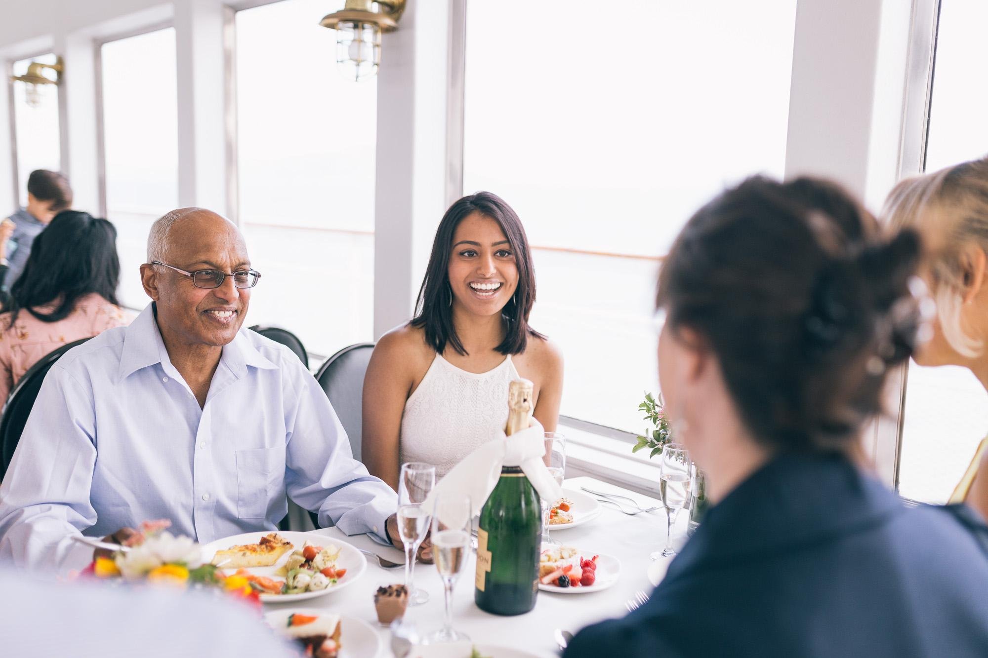 San Francisco: Premier Bay Brunch or Dinner Cruise
