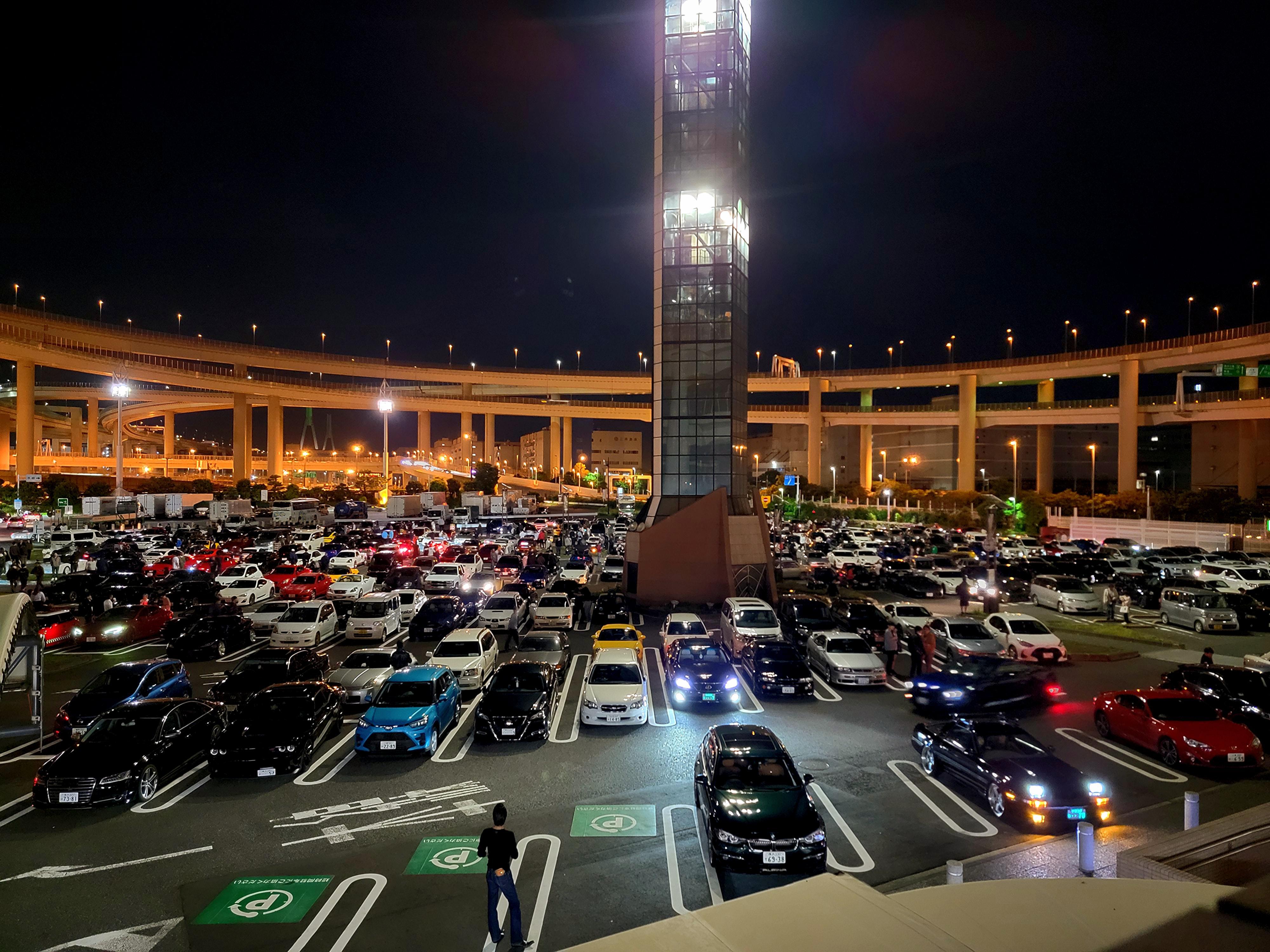Tokyo: Go Daikoku PA – Fast & Furious 3 Sports Car Meetup