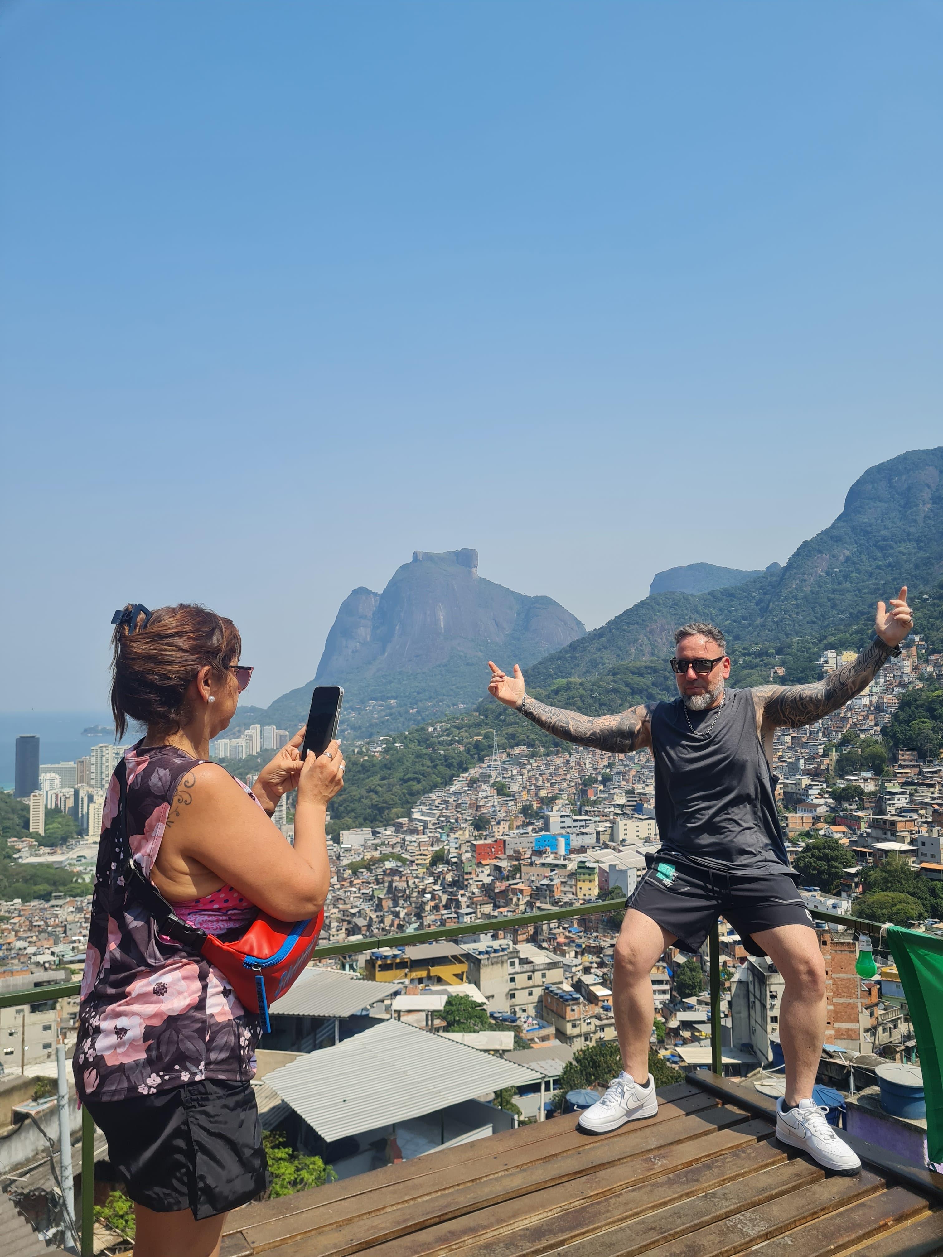 Rocinha Favela: Educational Walking Tour with a Local Guide