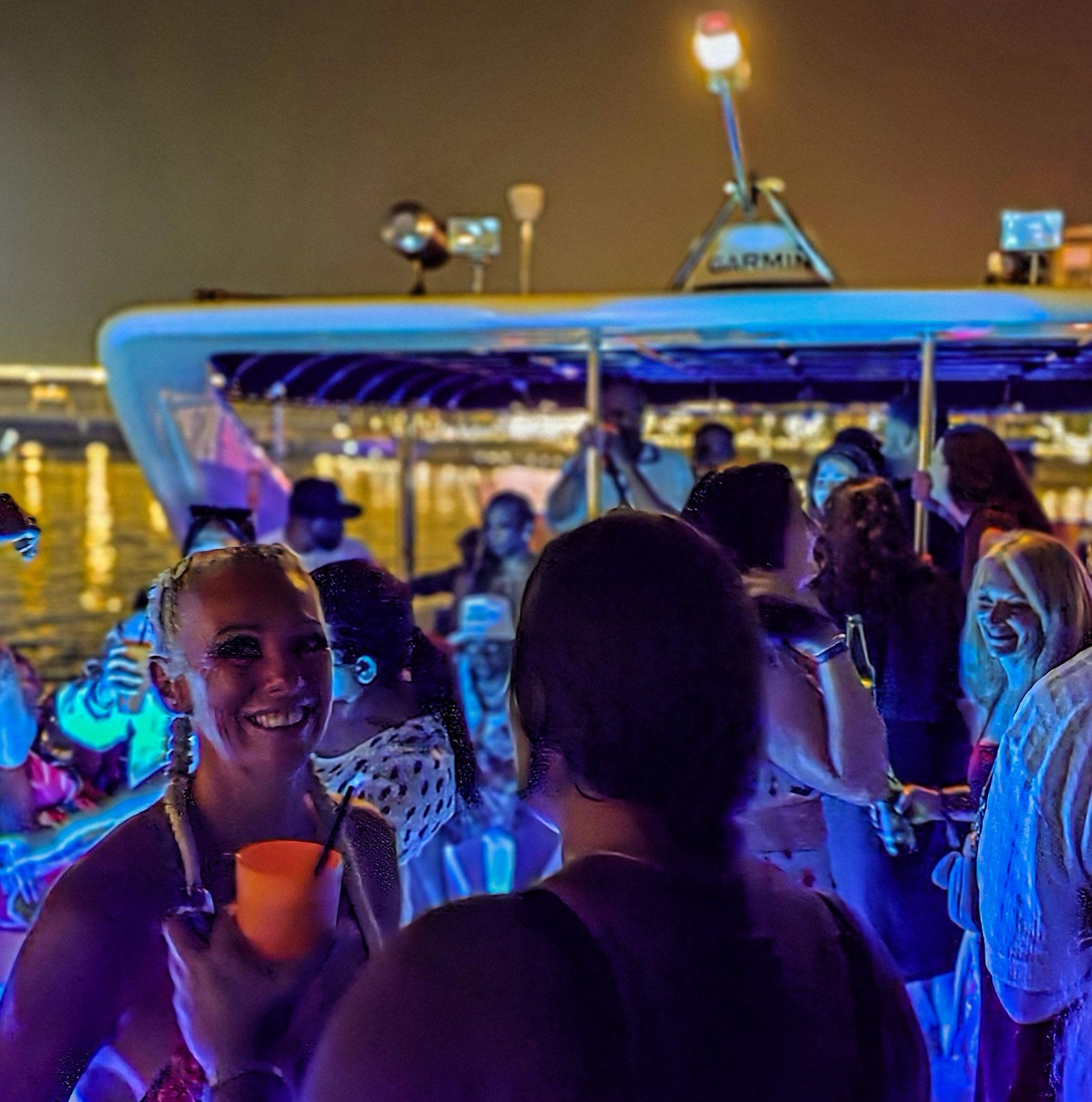 Dubai Marina Luxury Yacht Party – BBQ, Open Bar & Live DJ