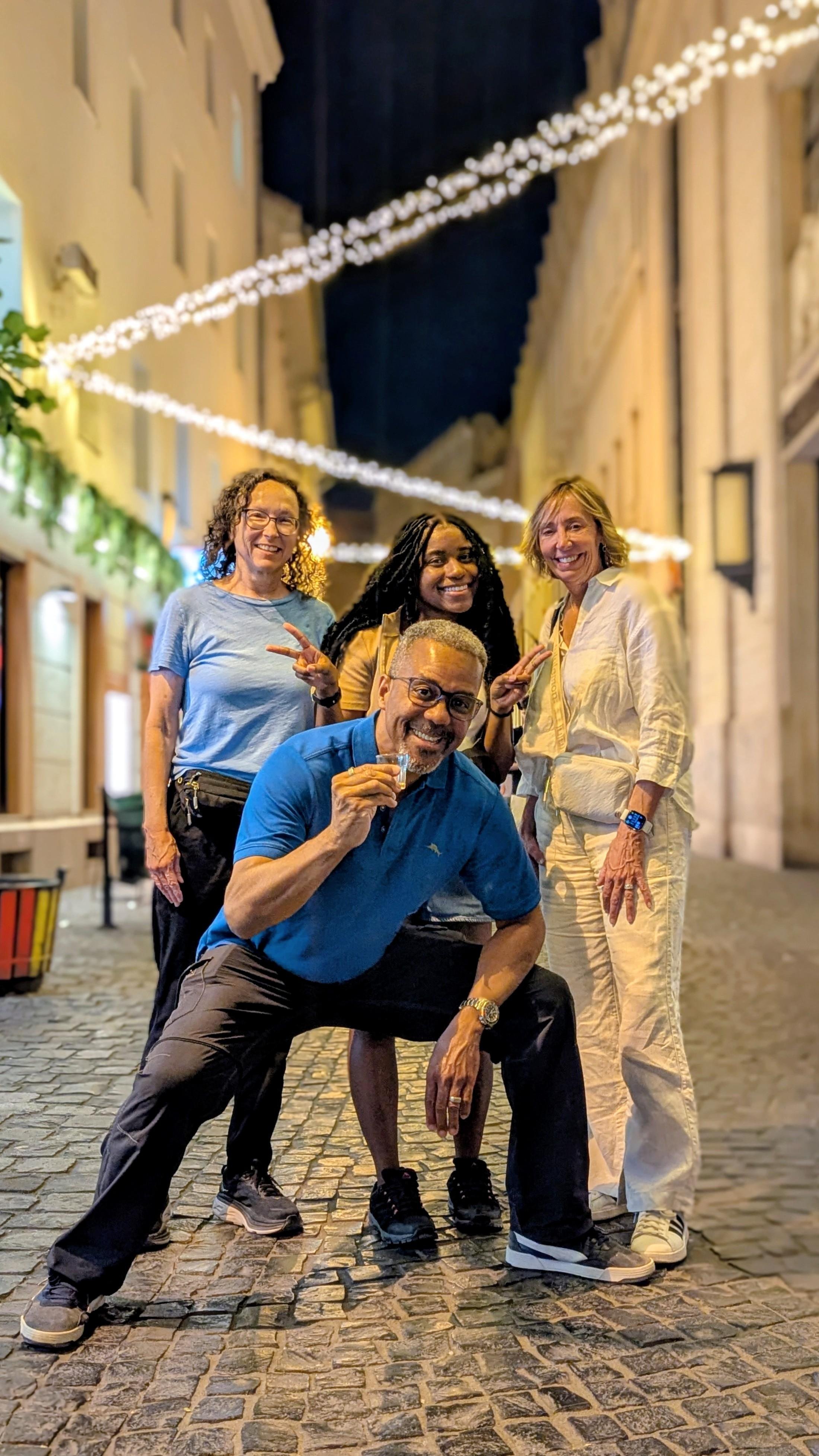 Ruin Bars, Street Art & Jewish Quarter Walking Tour