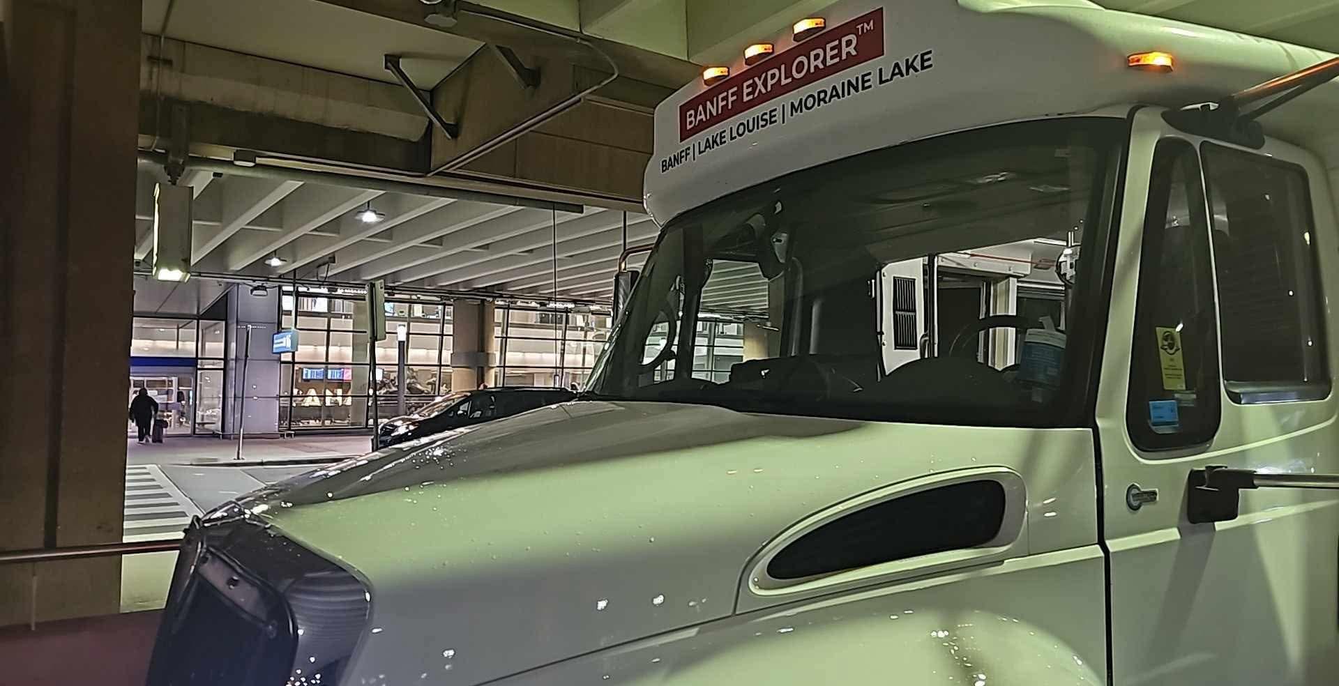 From Calgary Airport: Affordable Shared Shuttle Bus to Banff - 2026 (Verified Reviews)