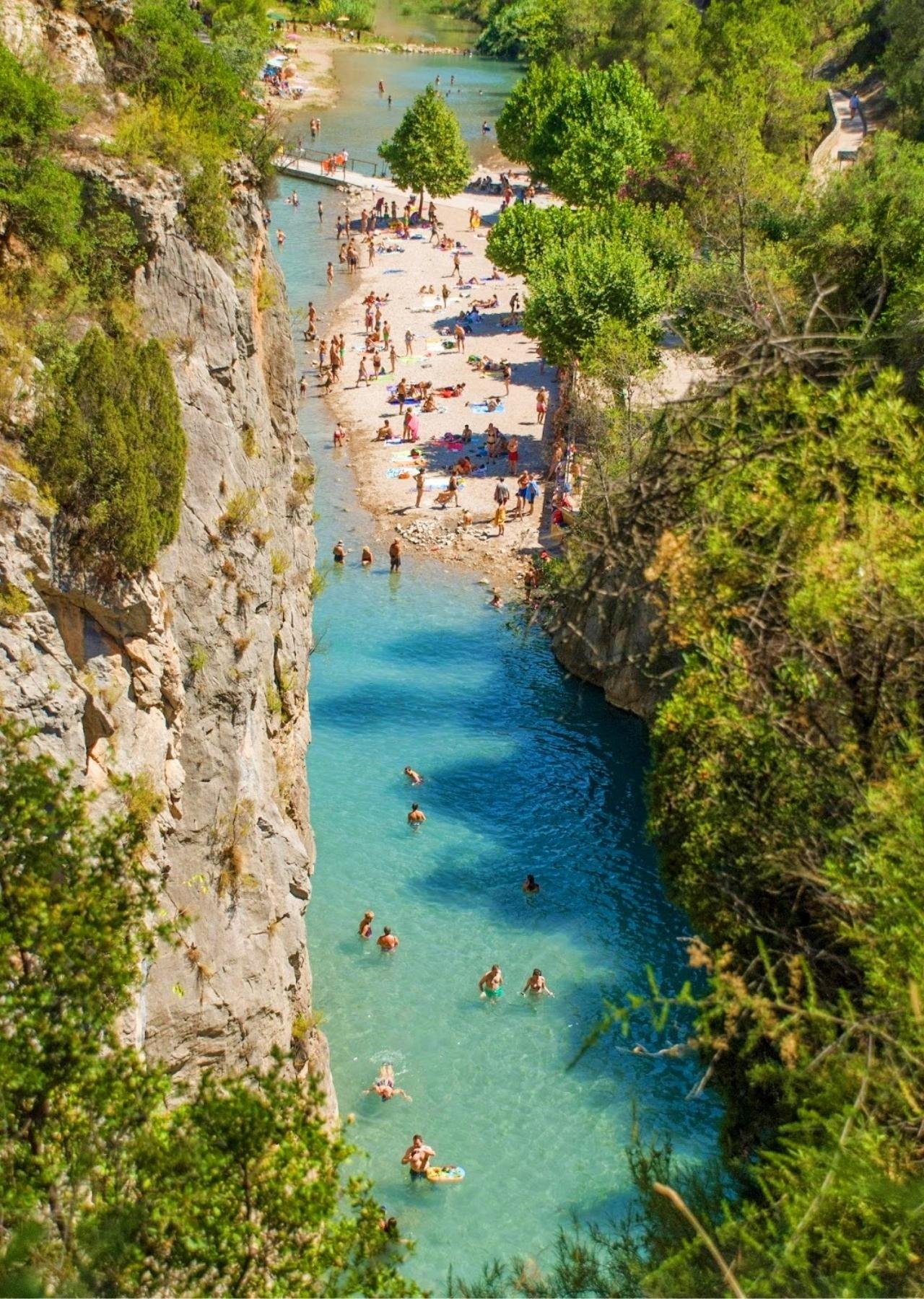 Montanejos Thermal Pools Adventure from Valencia