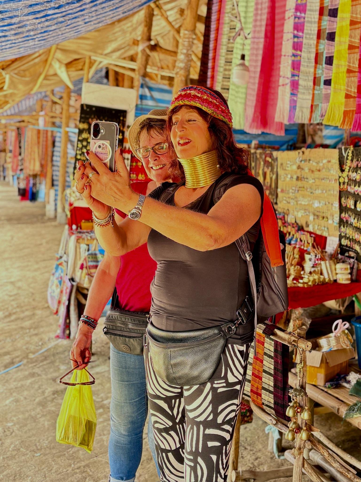 Chiang Rai Full-Day Highlights: Temples, Culture & Golden Triangle