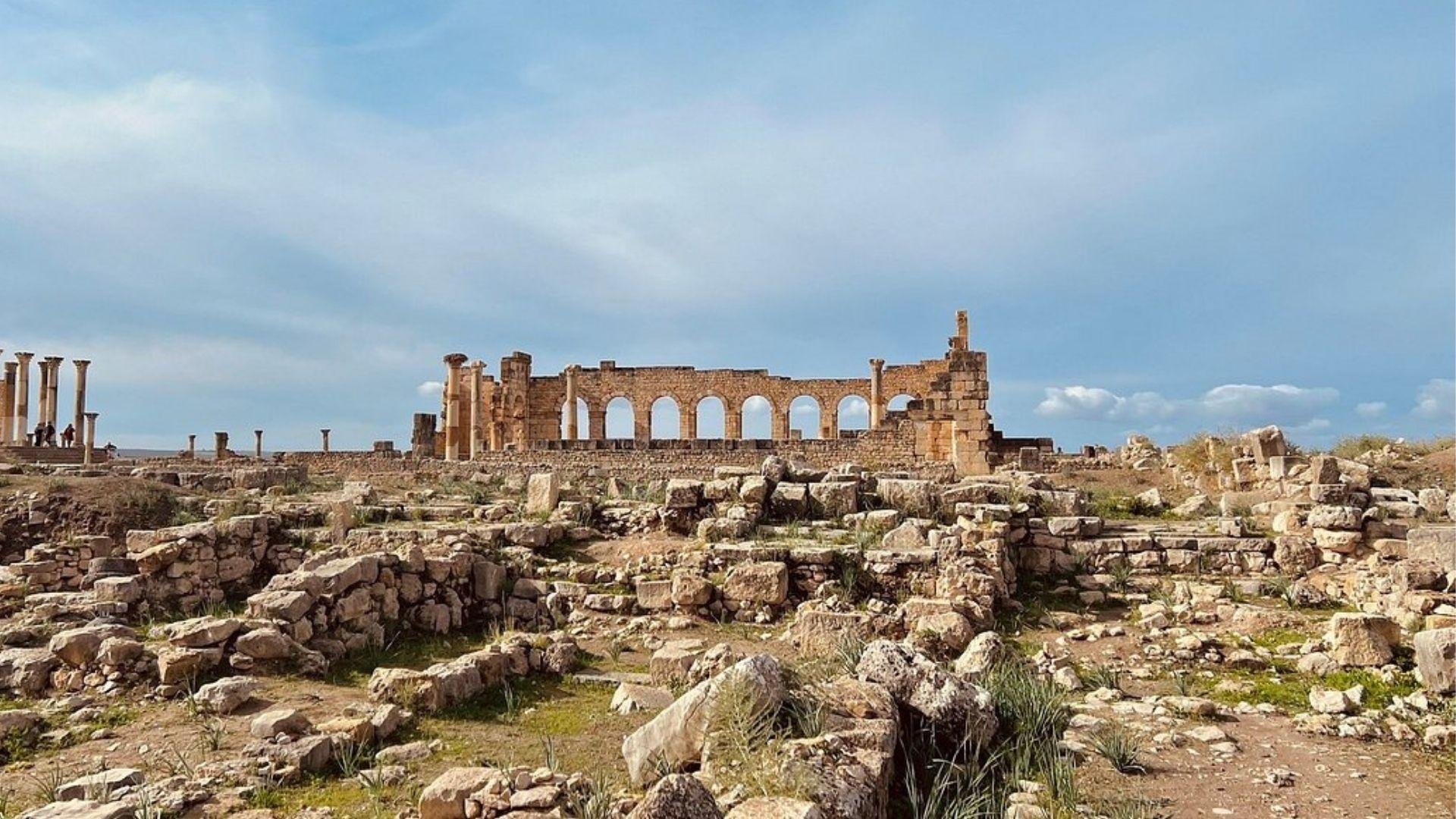 Fes to Chefchaouen Transfer: Volubilis & Scenic Stops