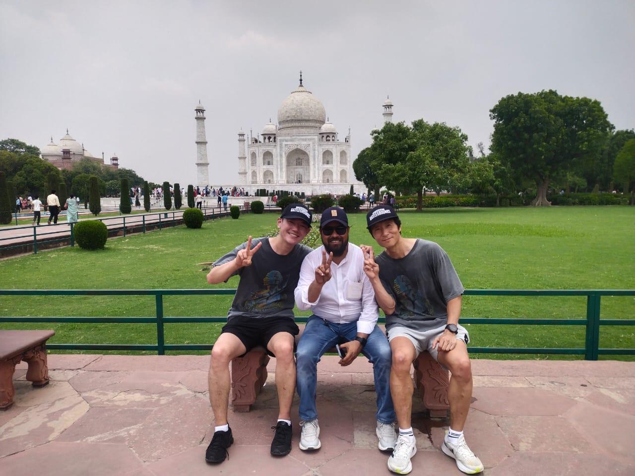 Delhi to Taj Mahal Sunrise & Agra Fort Private Day Tour