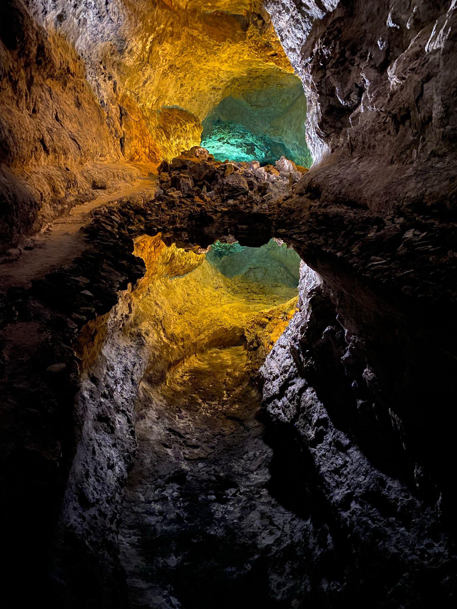 Lanzarote volcano tour to Timanfaya National Park — image 8