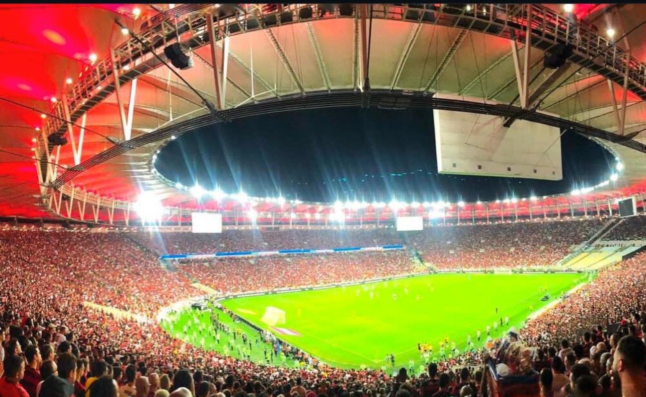 Rio de Janeiro: Live Maracanã Football Match Experience with Private Transfer