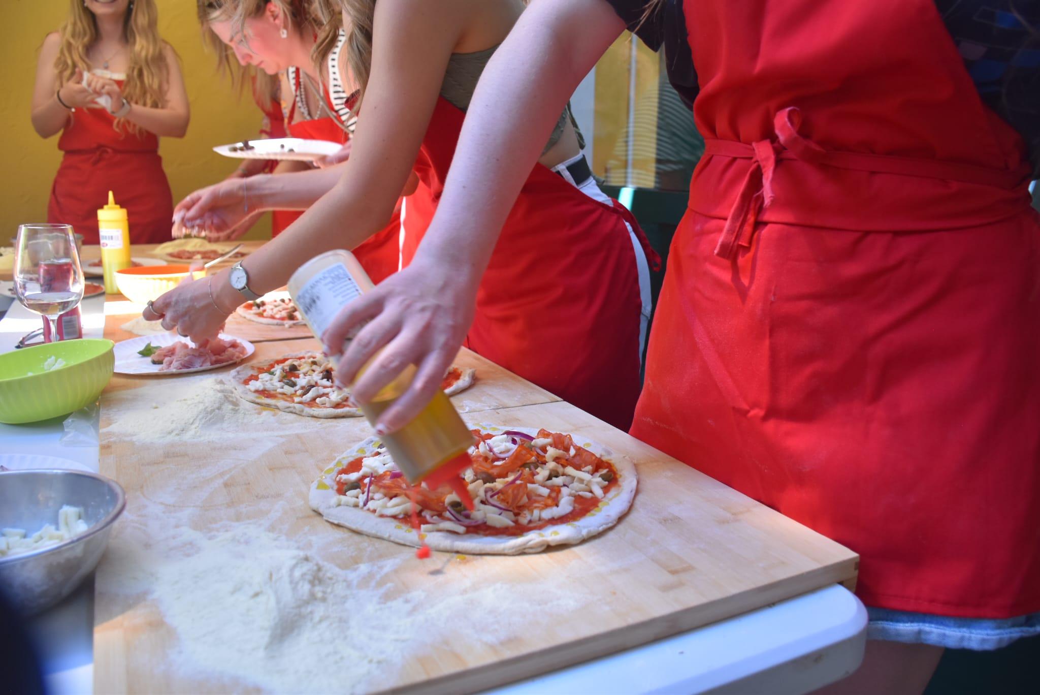 pizza making class in Como — photo 4