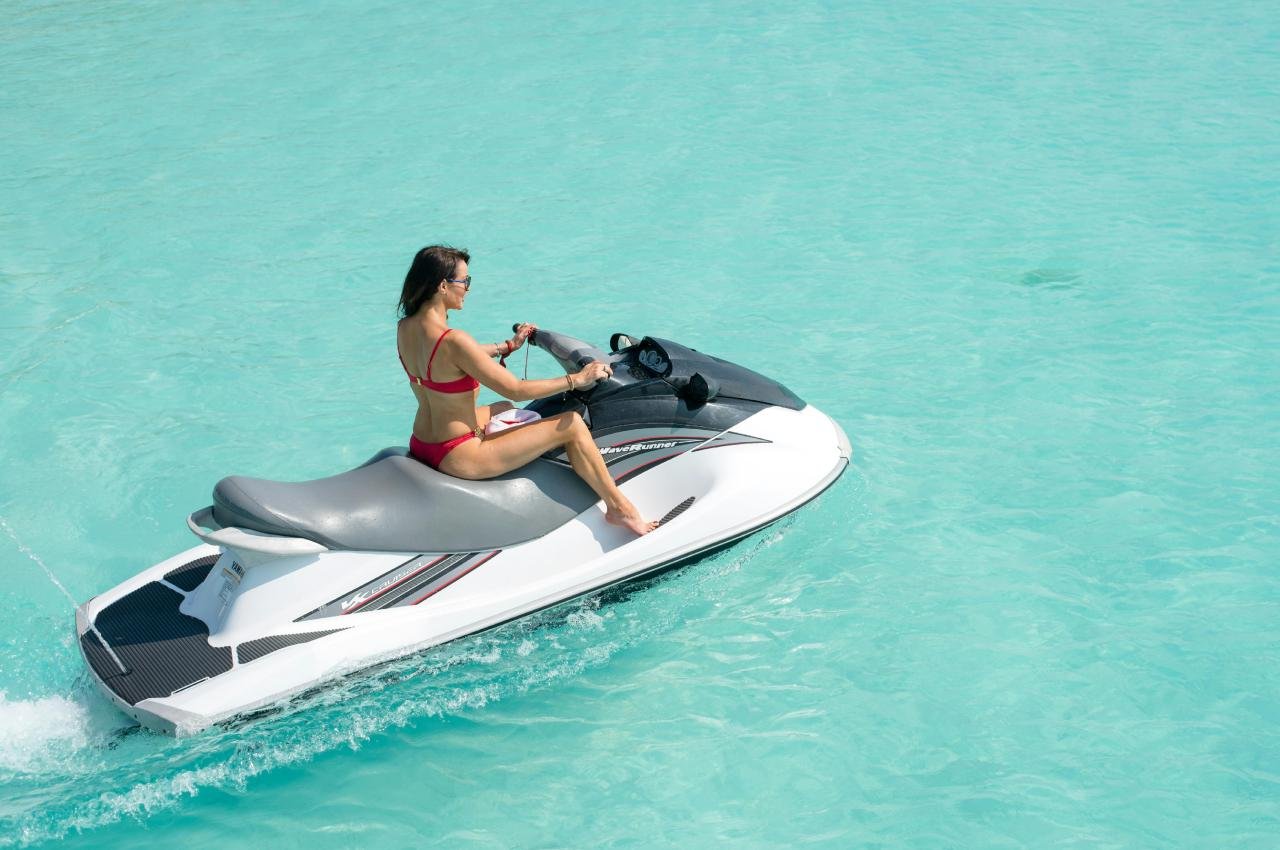 Doha High-Speed Jet Ski Experience